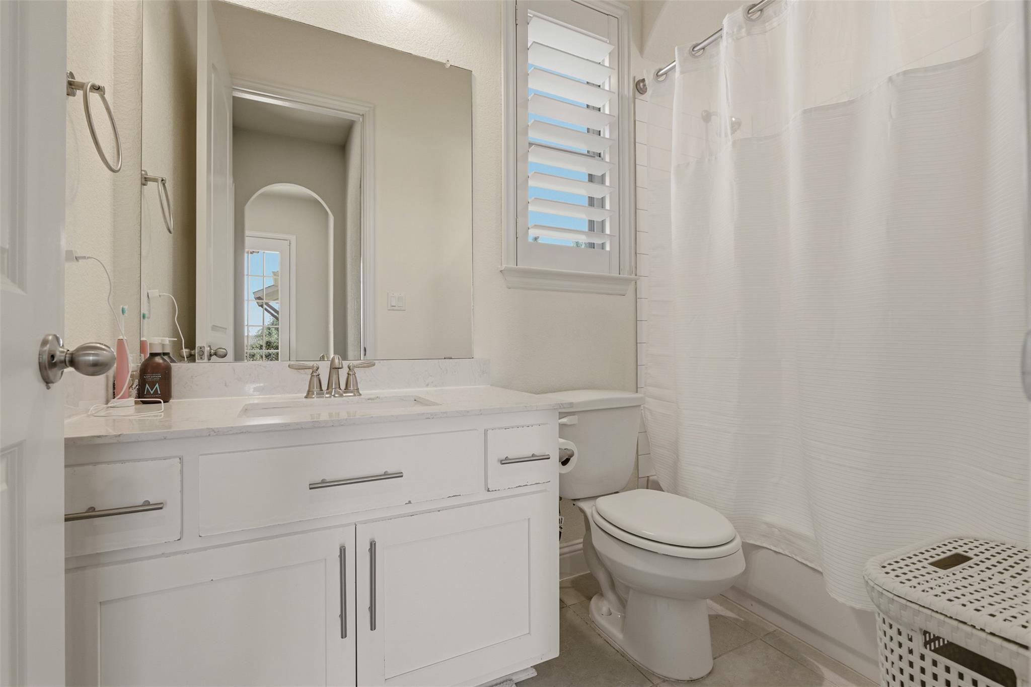 654 Linden Loop, Driftwood, TX 78619