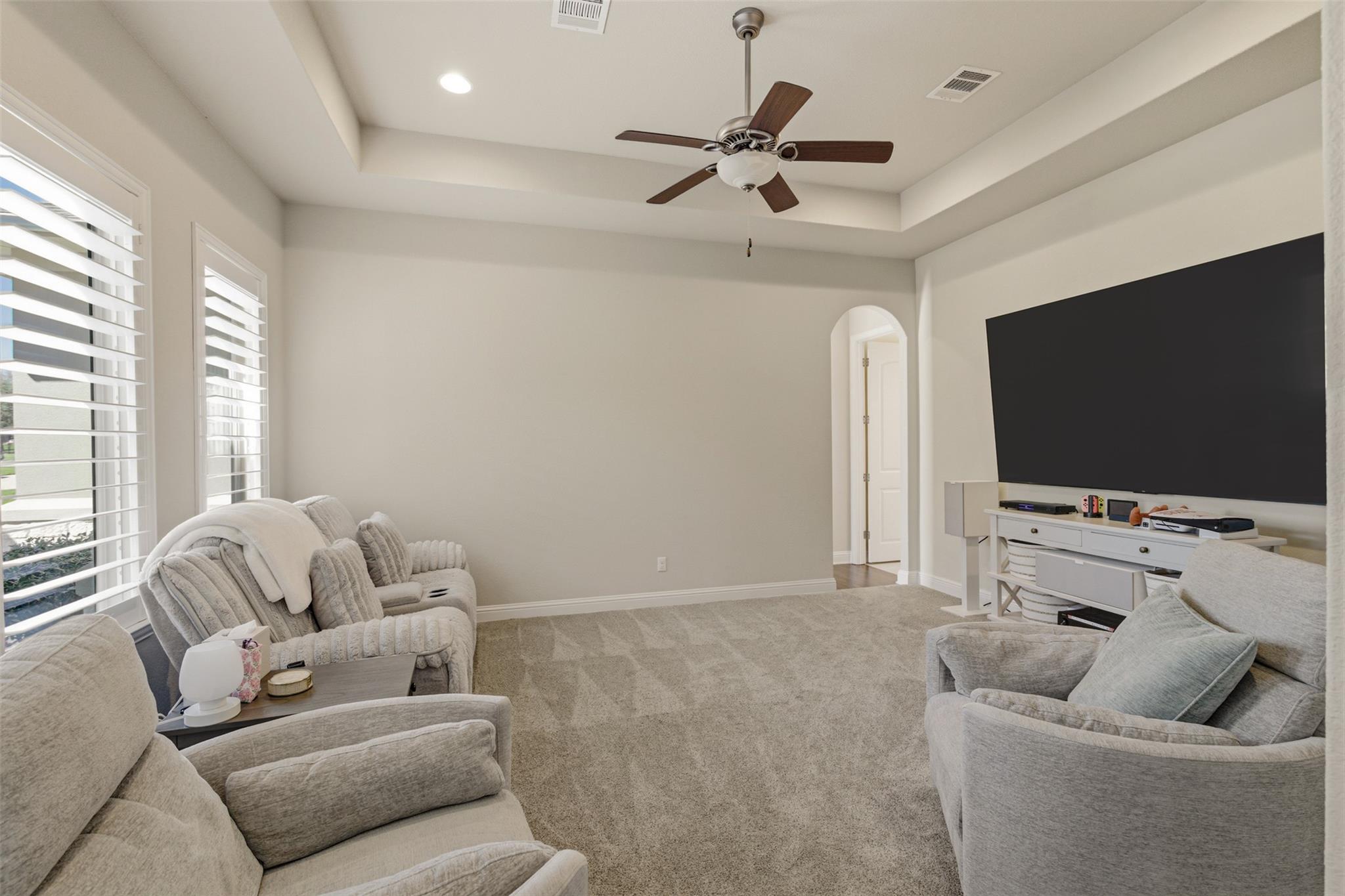 654 Linden Loop, Driftwood, TX 78619