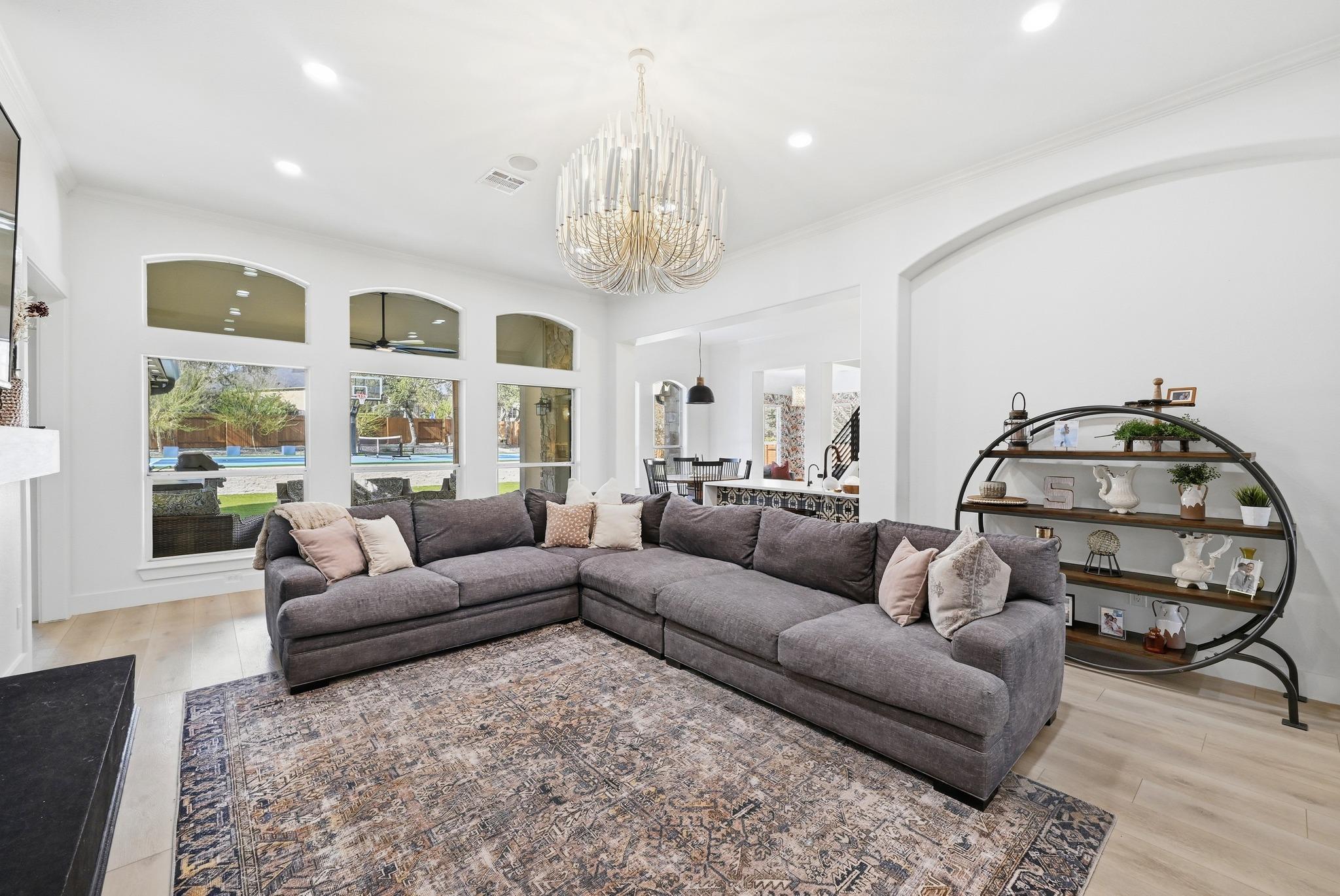 131 Eaton Ln, Austin, TX 78737