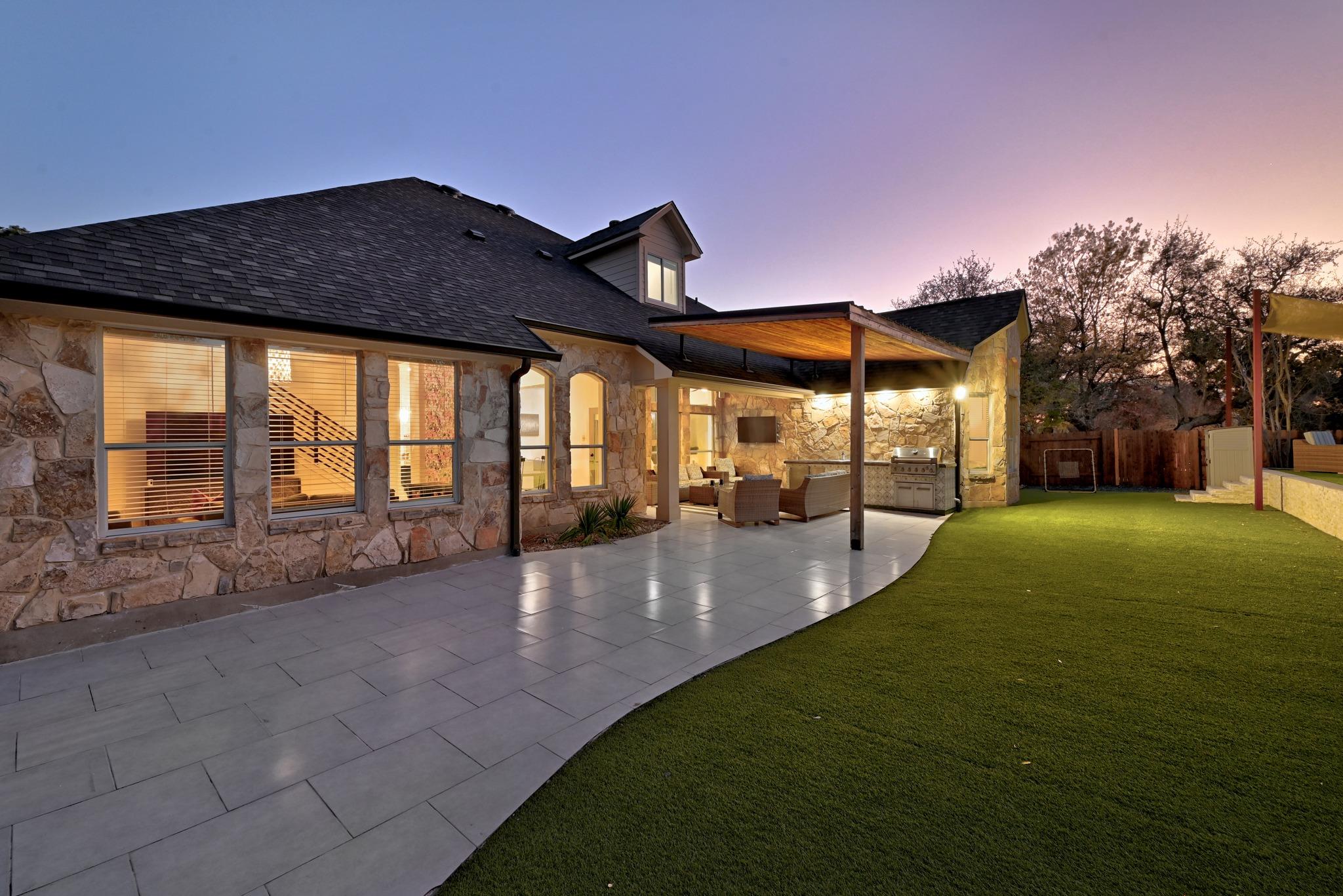 131 Eaton Ln, Austin, TX 78737