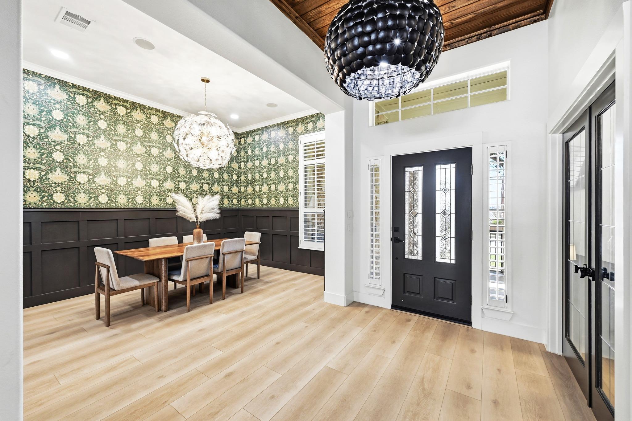 131 Eaton Ln, Austin, TX 78737