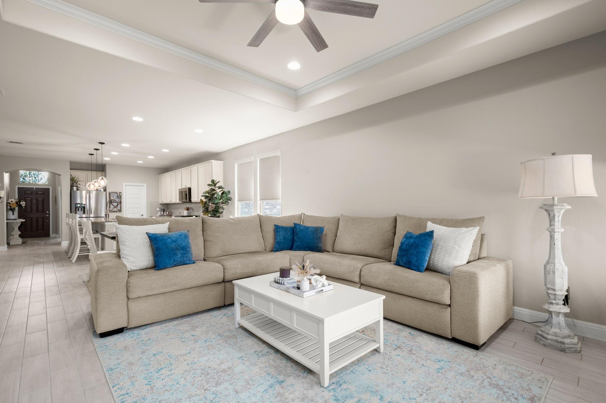 123 Duroc Dr, Hutto, TX 78634