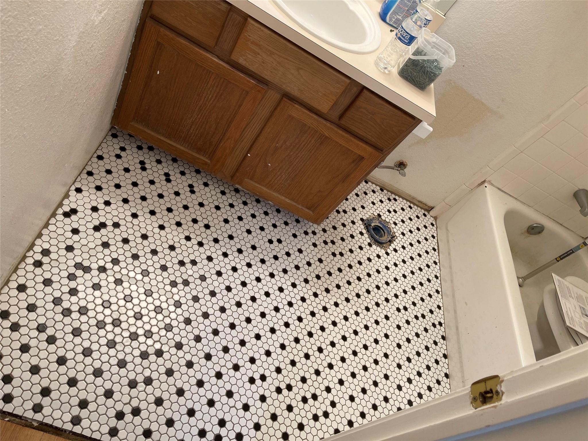 8010 Willet Trl # A, Austin, TX 78745