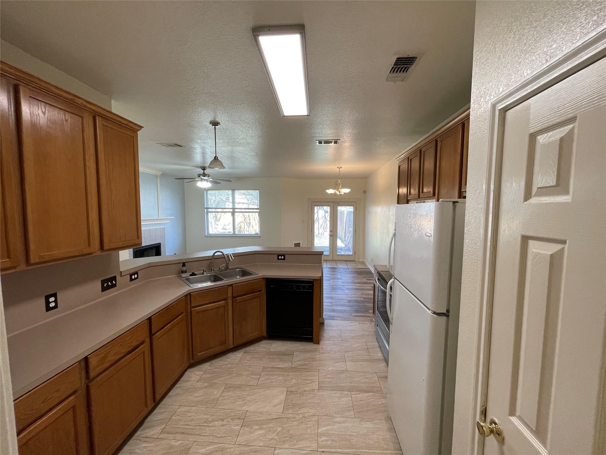 8010 Willet Trl # A, Austin, TX 78745