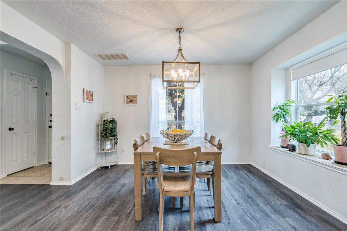 1825 Thompson Trl, Round Rock, TX 78664