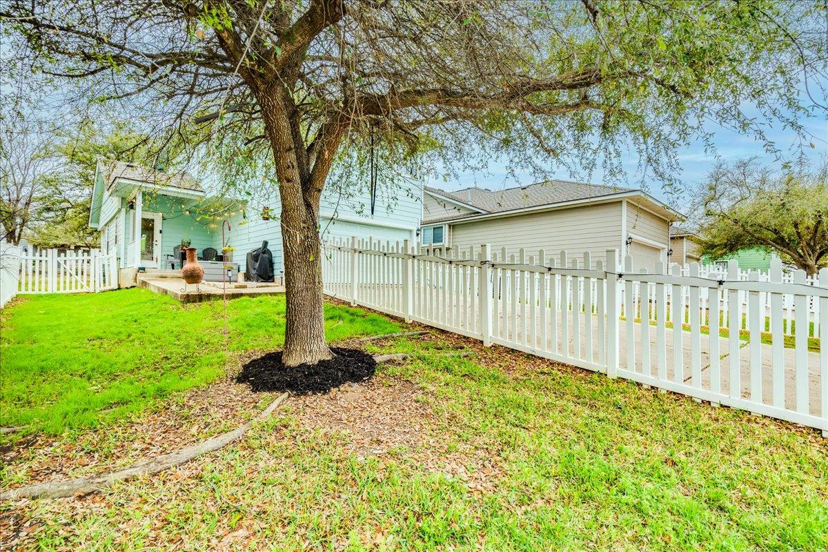 1825 Thompson Trl, Round Rock, TX 78664