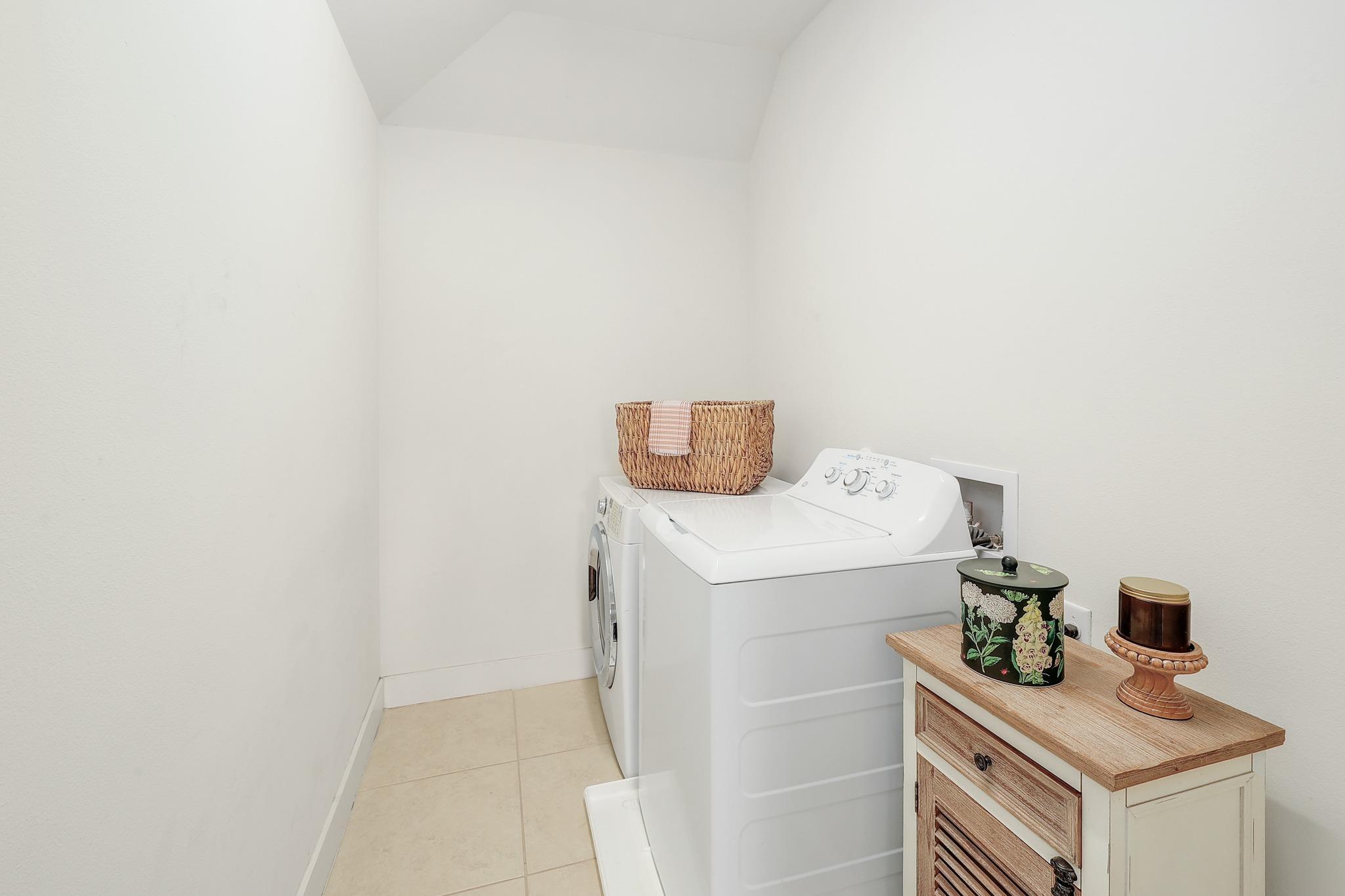 13001 Hymeadow Dr # 3, Austin, TX 78729