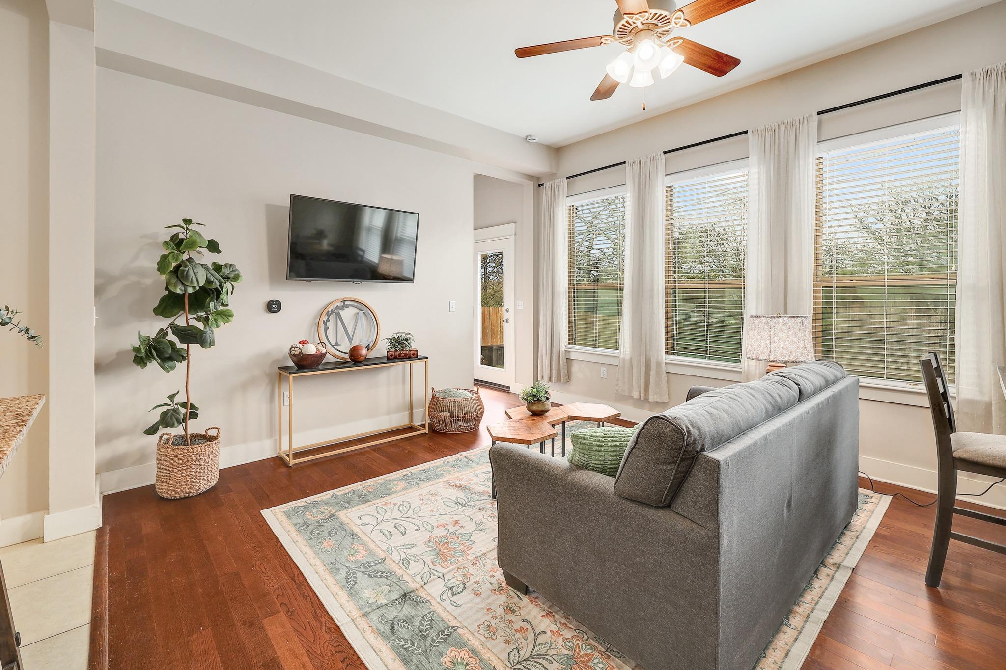 13001 Hymeadow Dr # 3, Austin, TX 78729