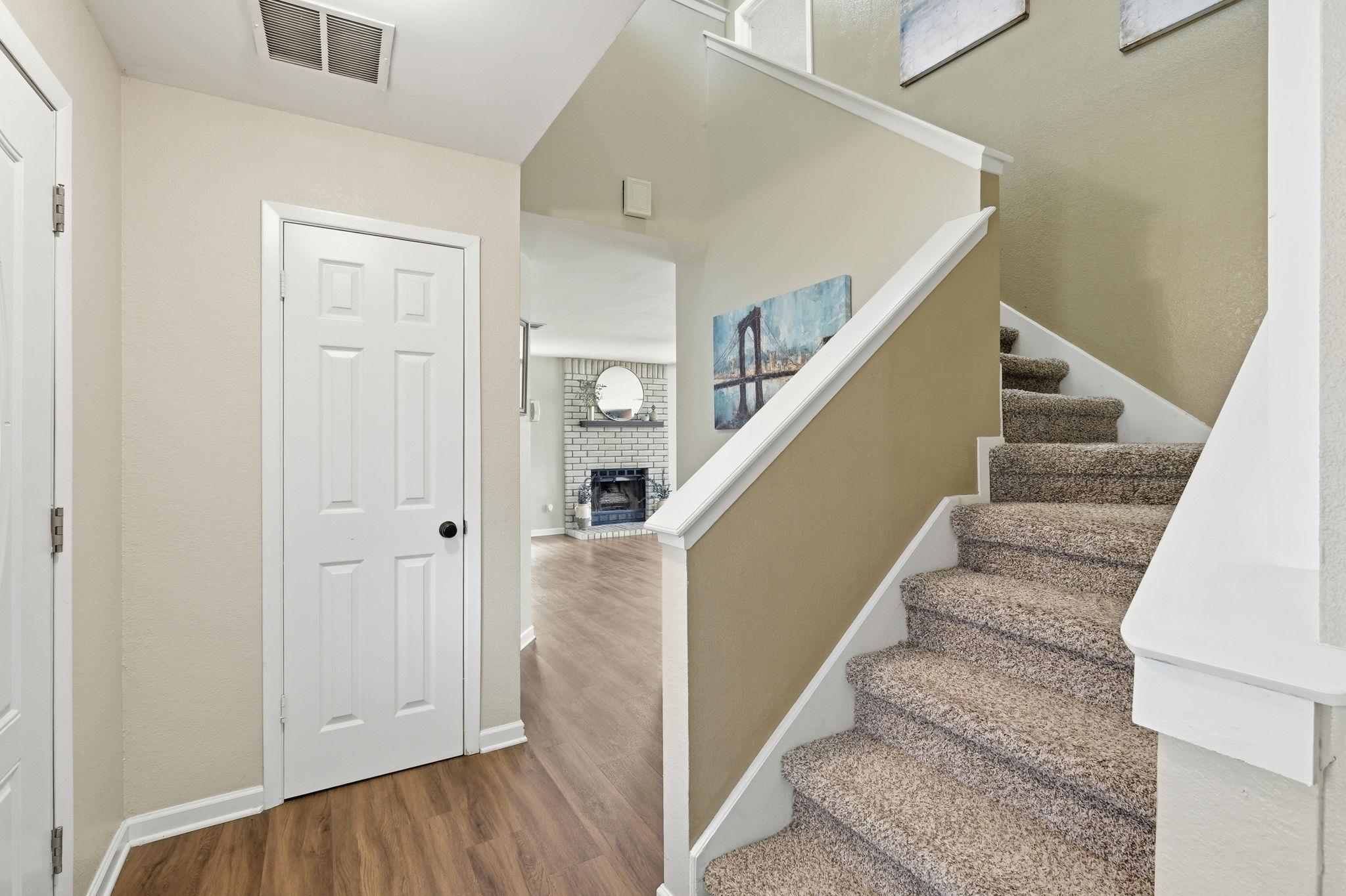 8422 Priest River Dr, Round Rock, TX 78681