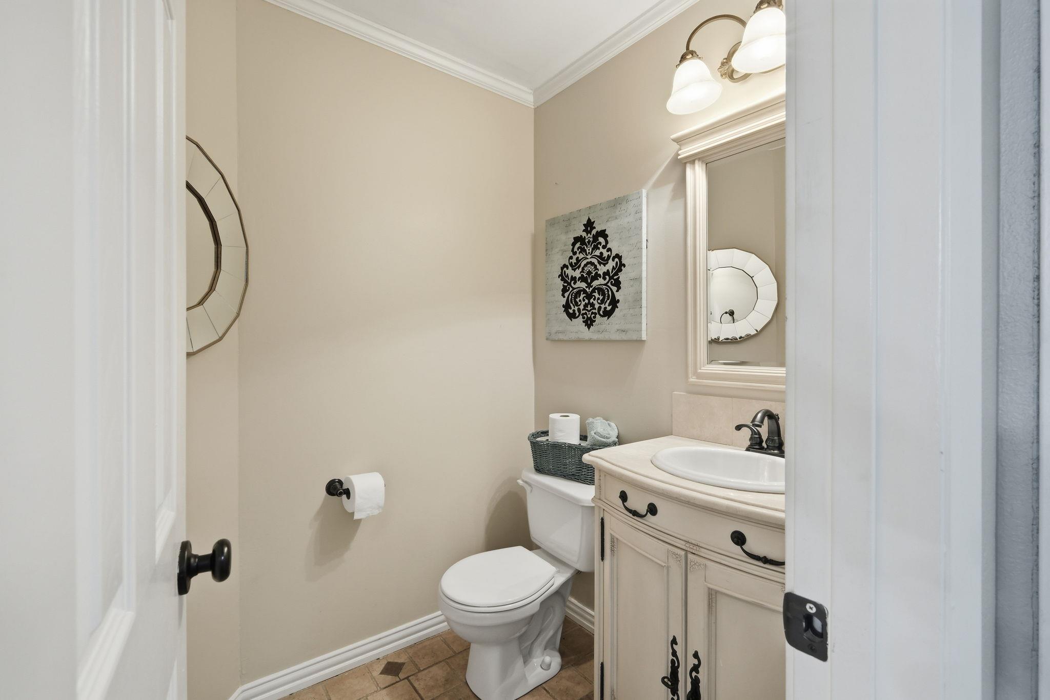 8422 Priest River Dr, Round Rock, TX 78681