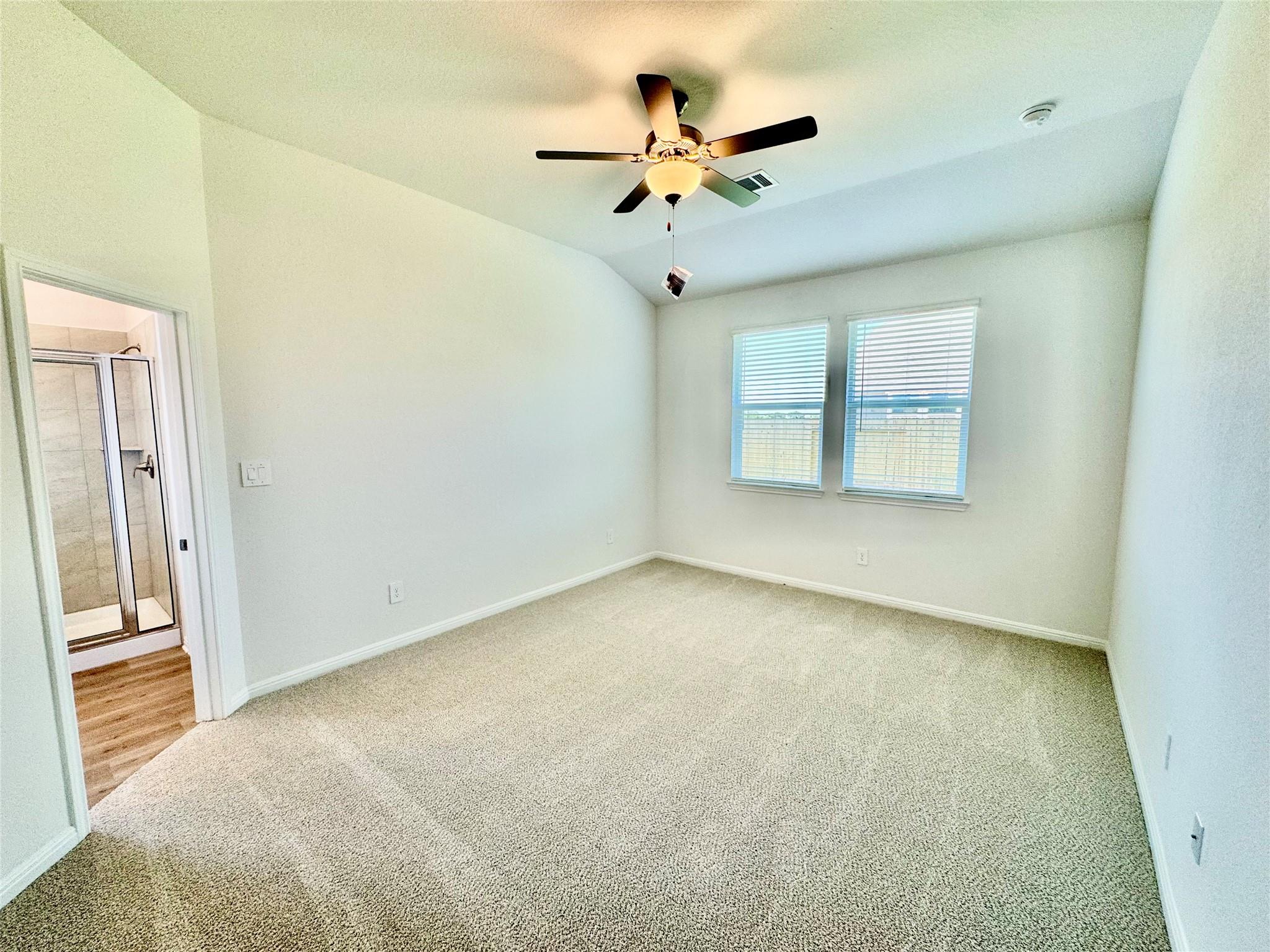 129 Pendleton Dr, Kyle, TX 78640