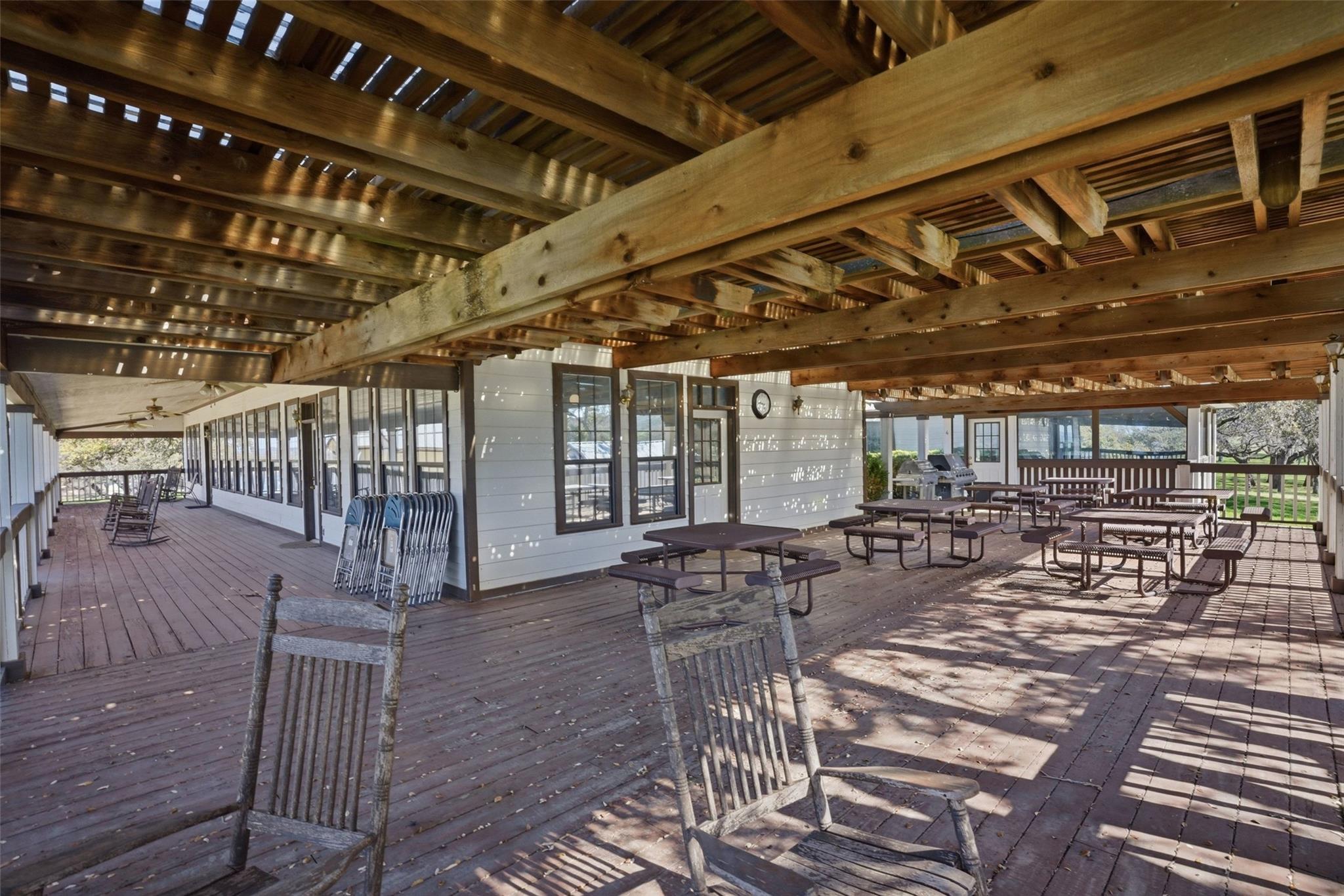 18617 E State Highway 29, Buchanan Dam, TX 78609