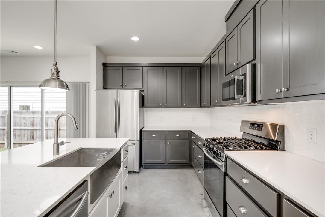 3014 E 14 1/2 St, Austin, TX 78702