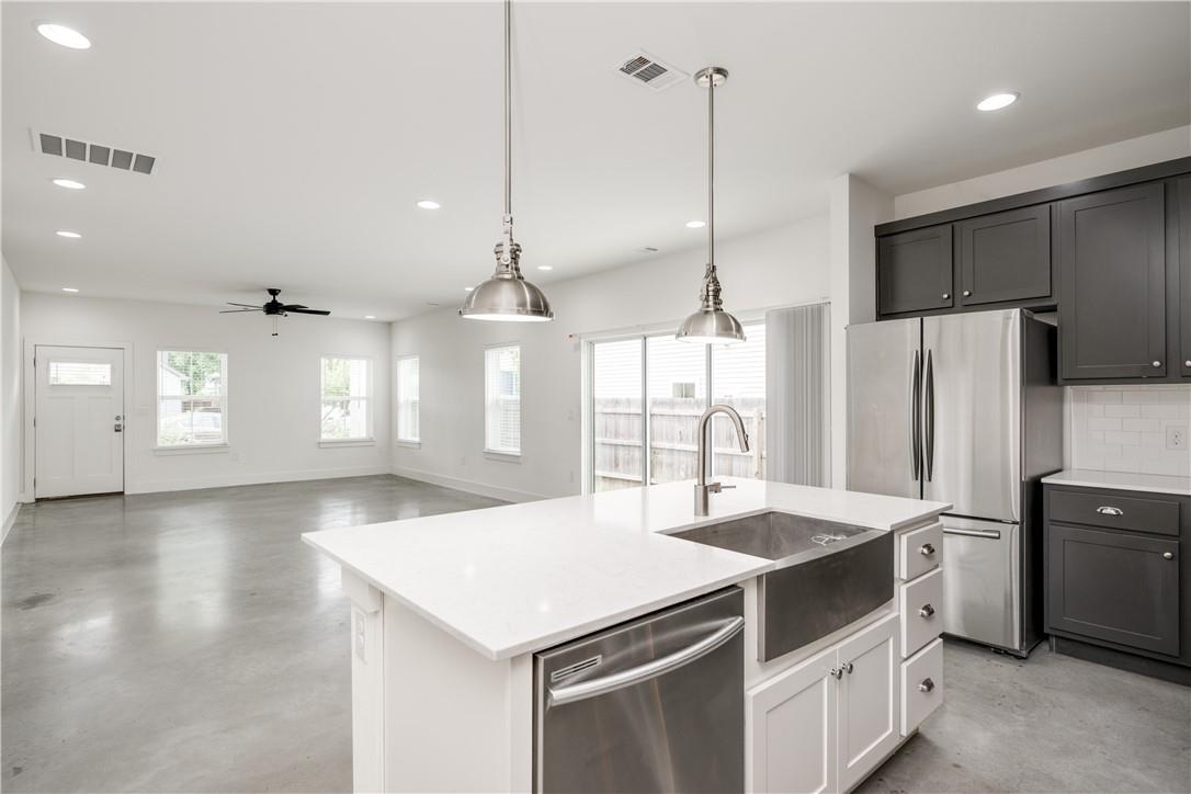 3014 E 14 1/2 St, Austin, TX 78702