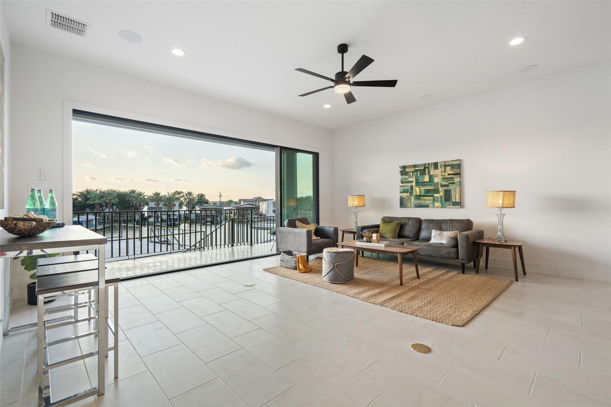 171 Pointview Dr, Granite Shoals, TX 78654