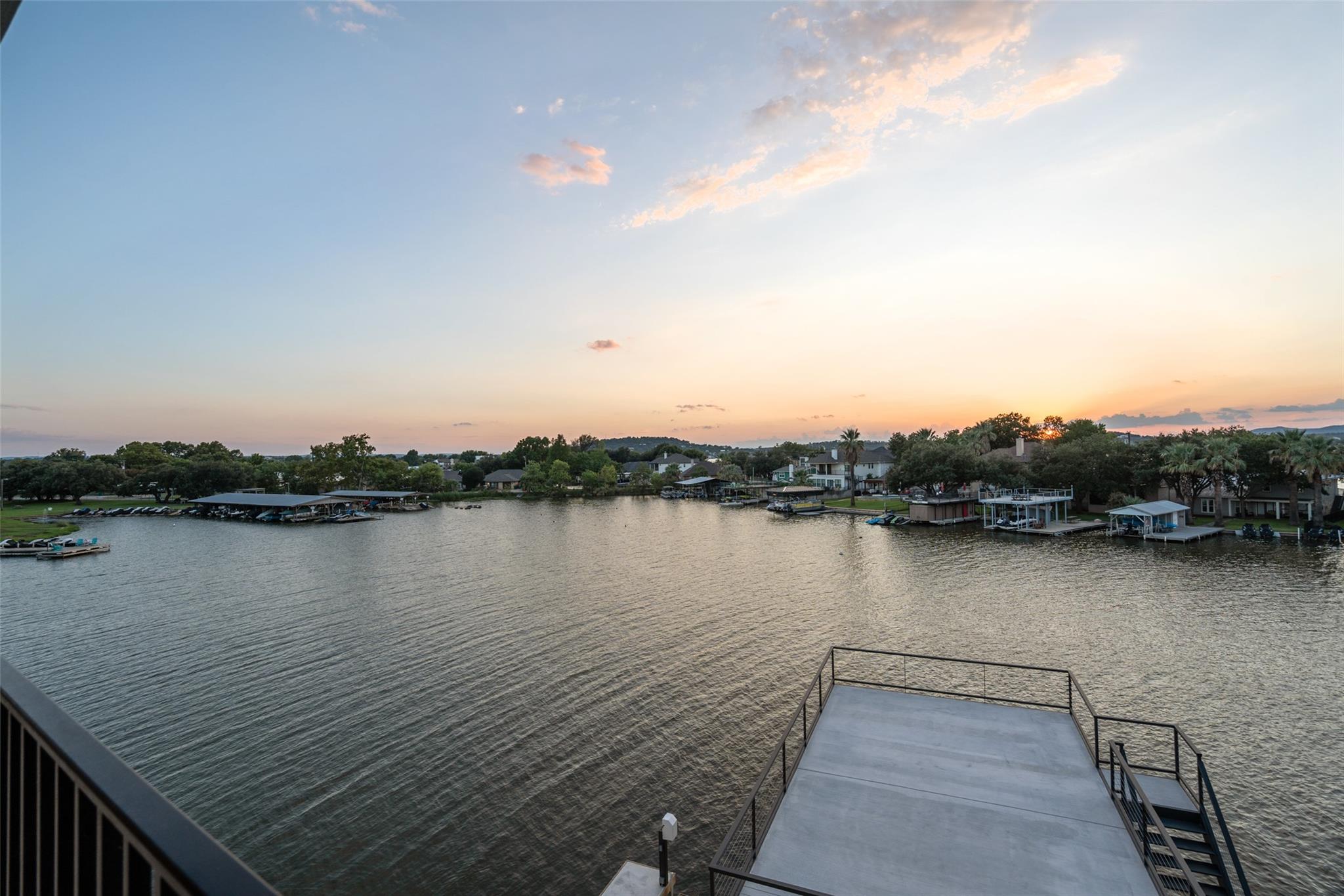 171 Pointview Dr, Granite Shoals, TX 78654