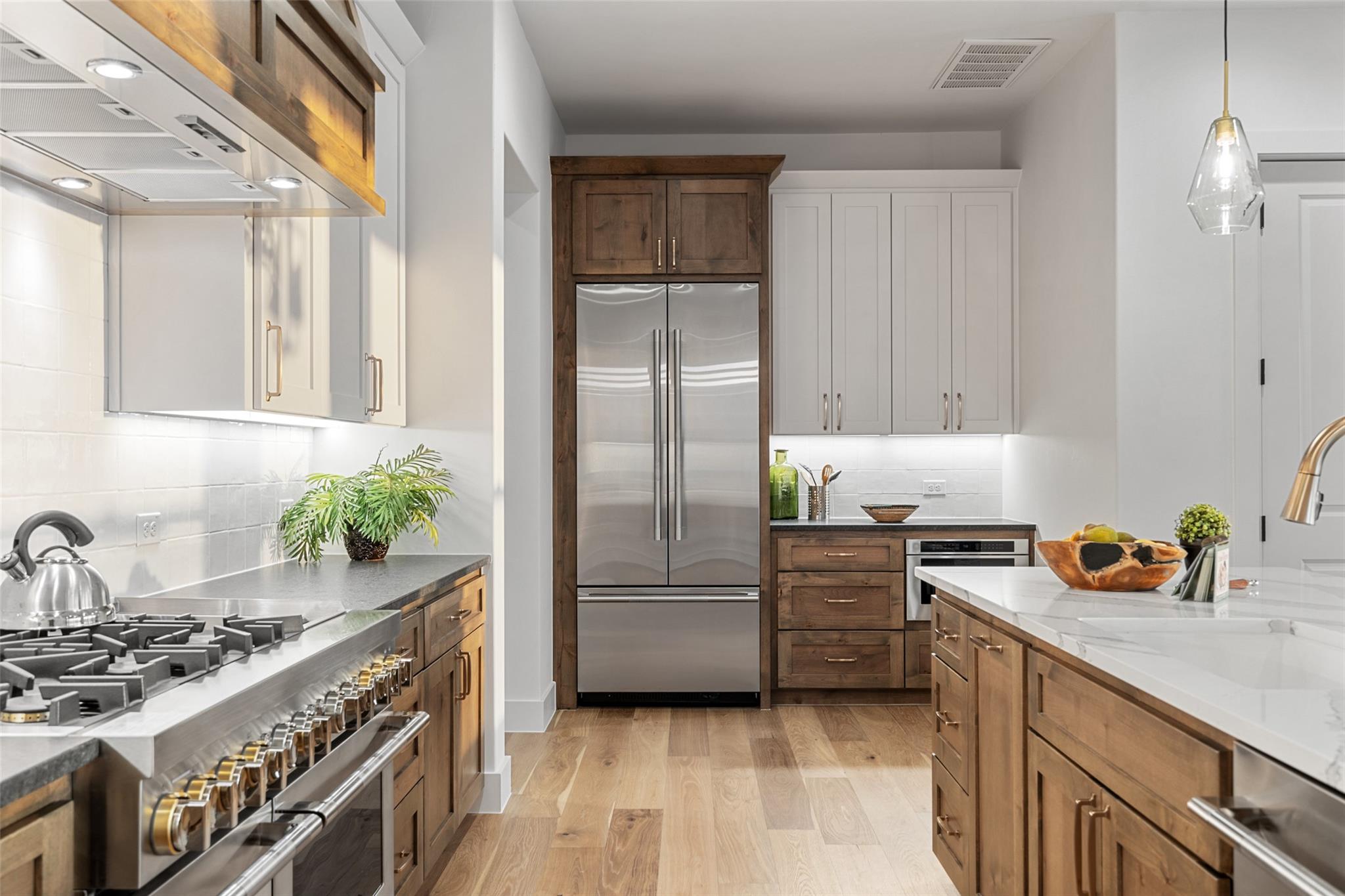 171 Pointview Dr, Granite Shoals, TX 78654