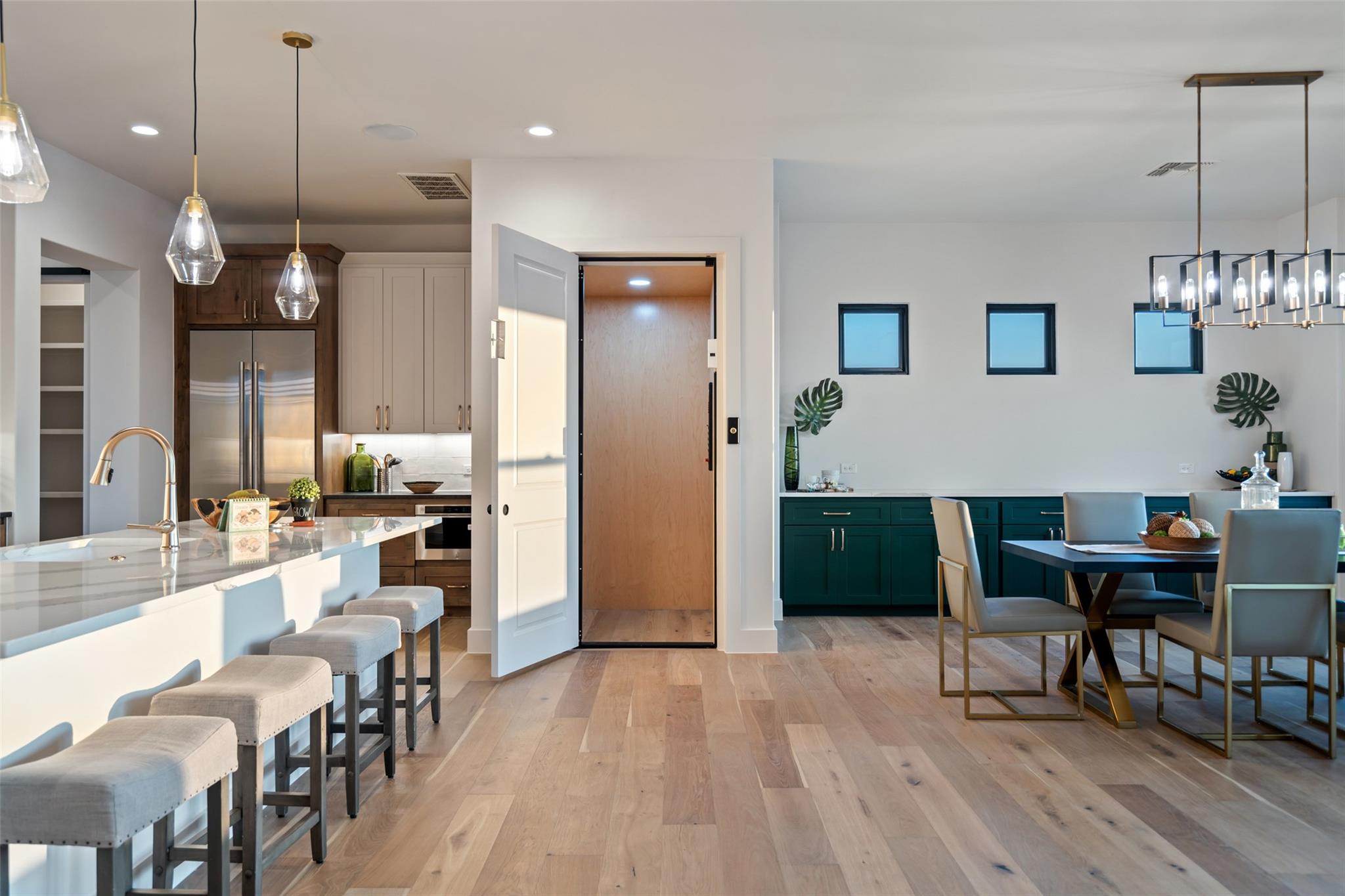 171 Pointview Dr, Granite Shoals, TX 78654