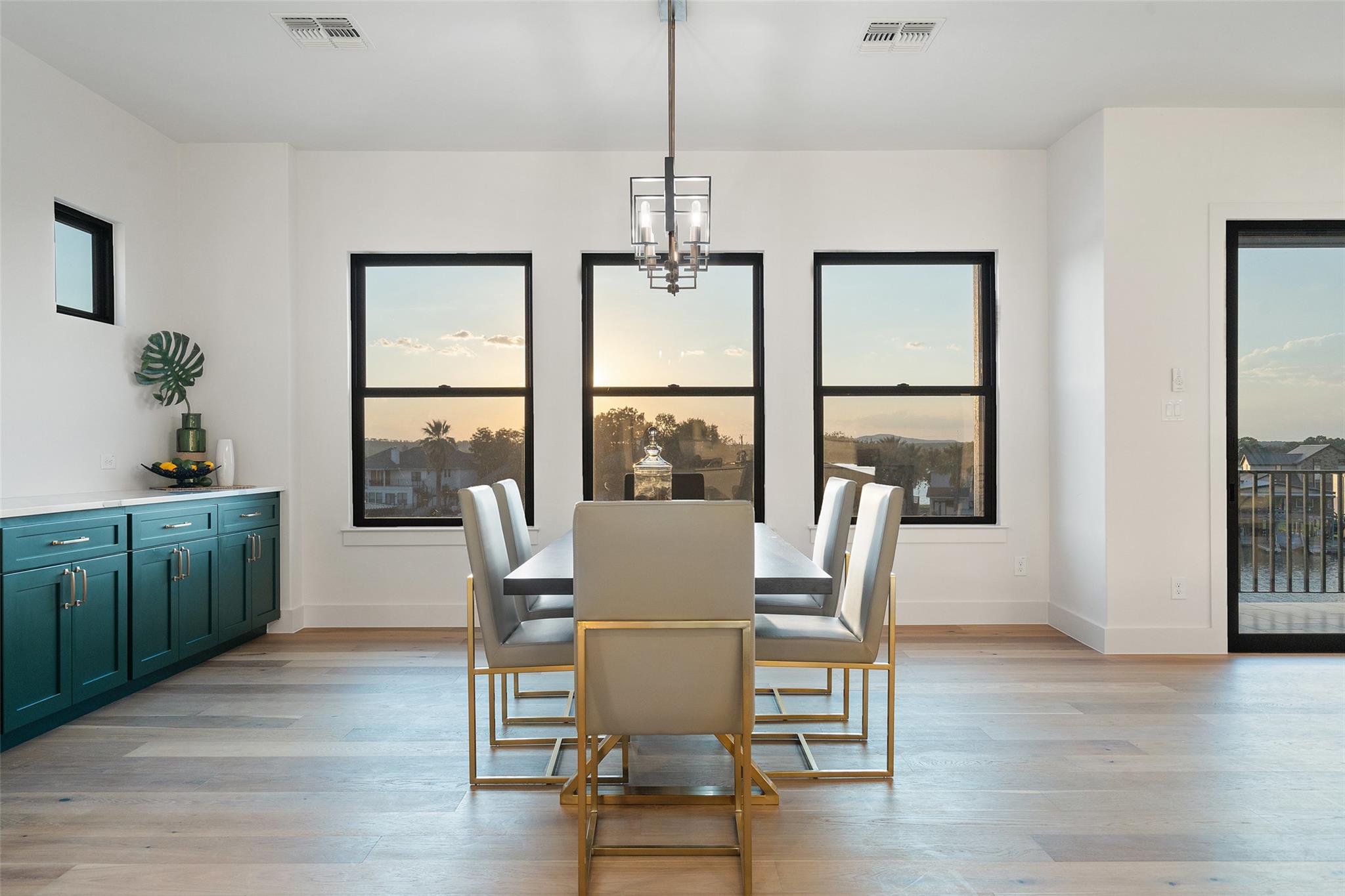 171 Pointview Dr, Granite Shoals, TX 78654