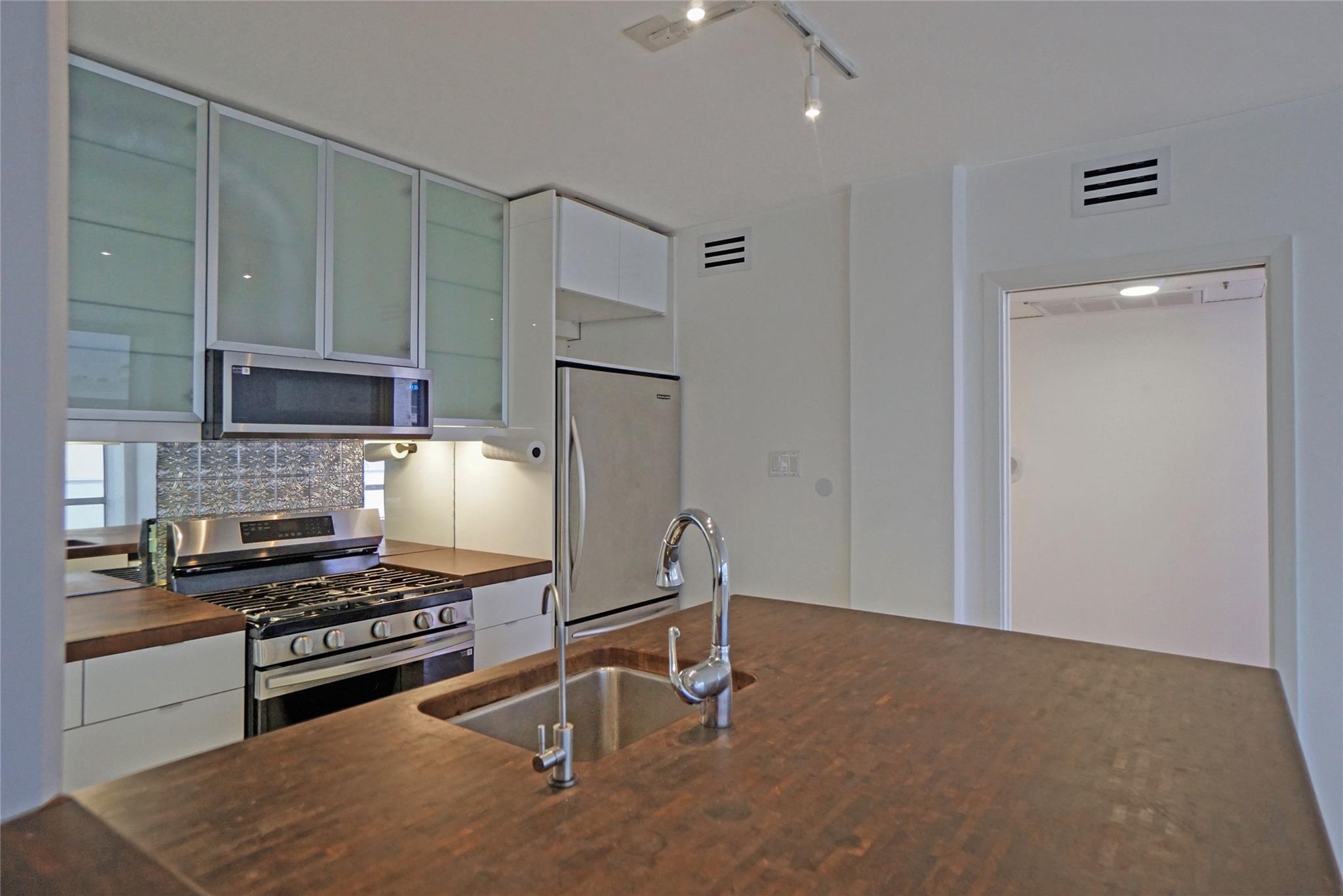 1212 Guadalupe St # 502, Austin, TX 78701