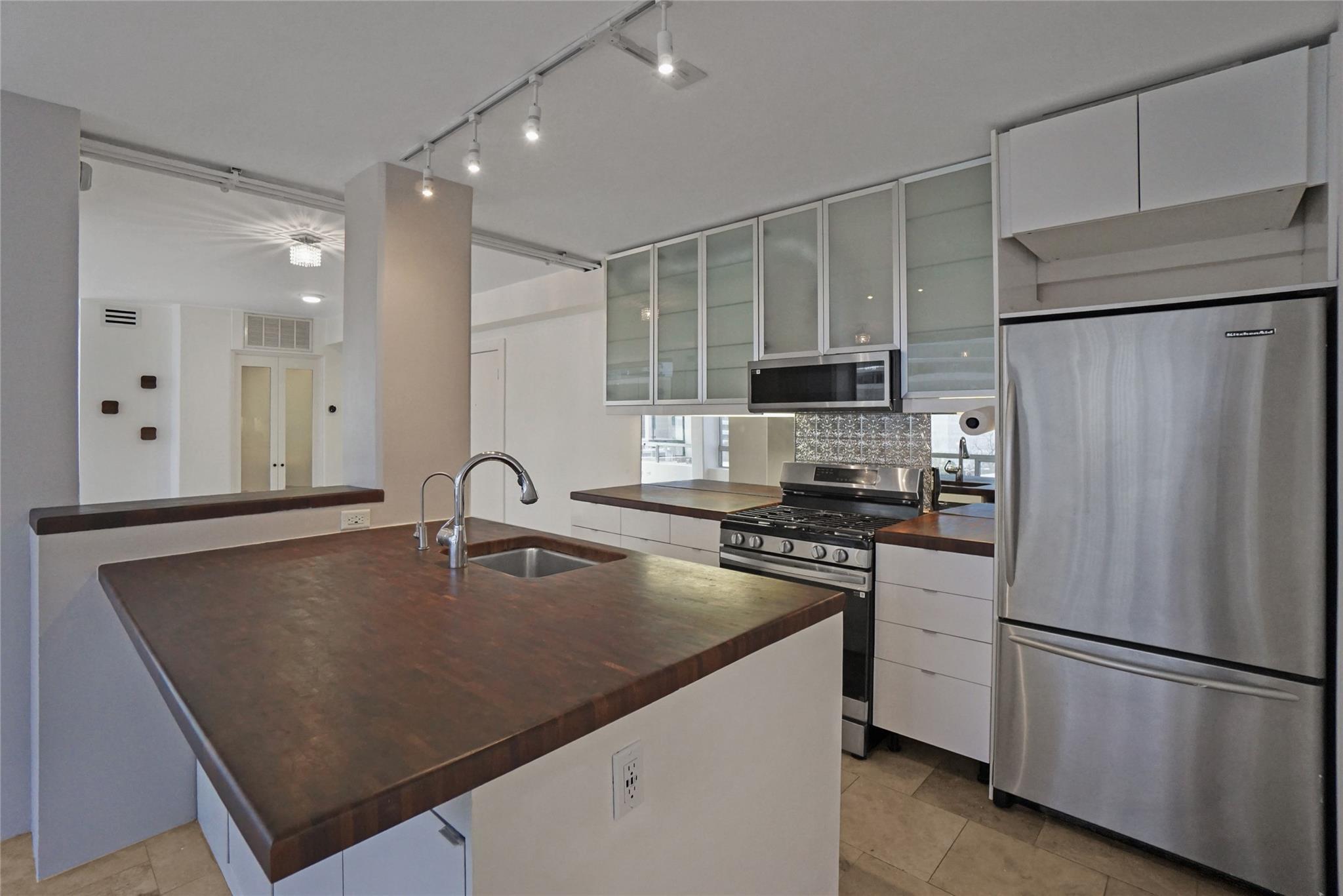 1212 Guadalupe St # 502, Austin, TX 78701