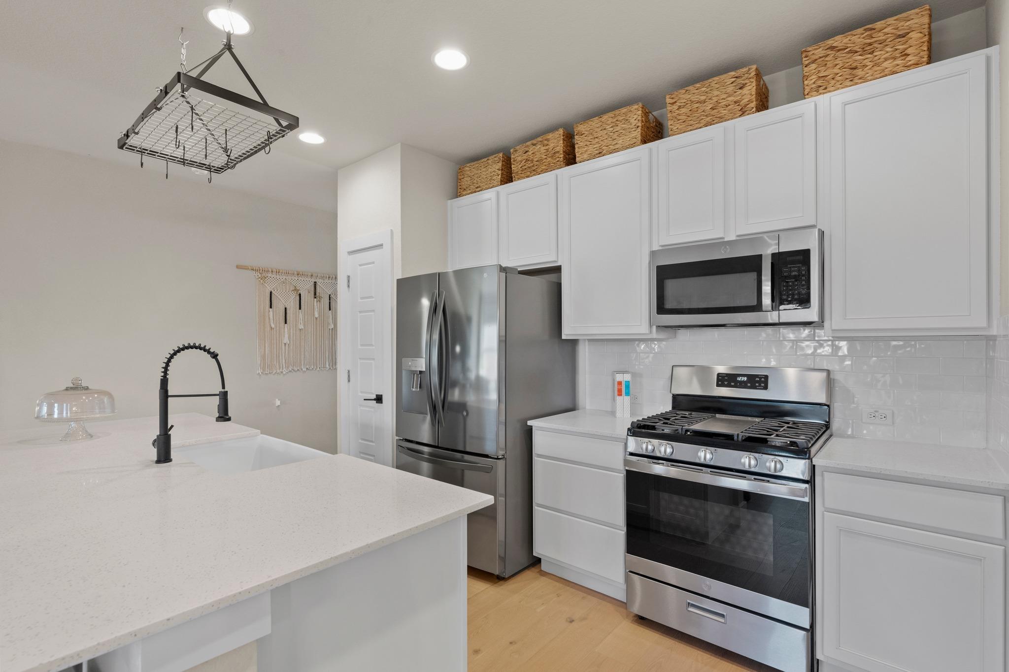 12425 Ostrich Trl, Manor, TX 78653