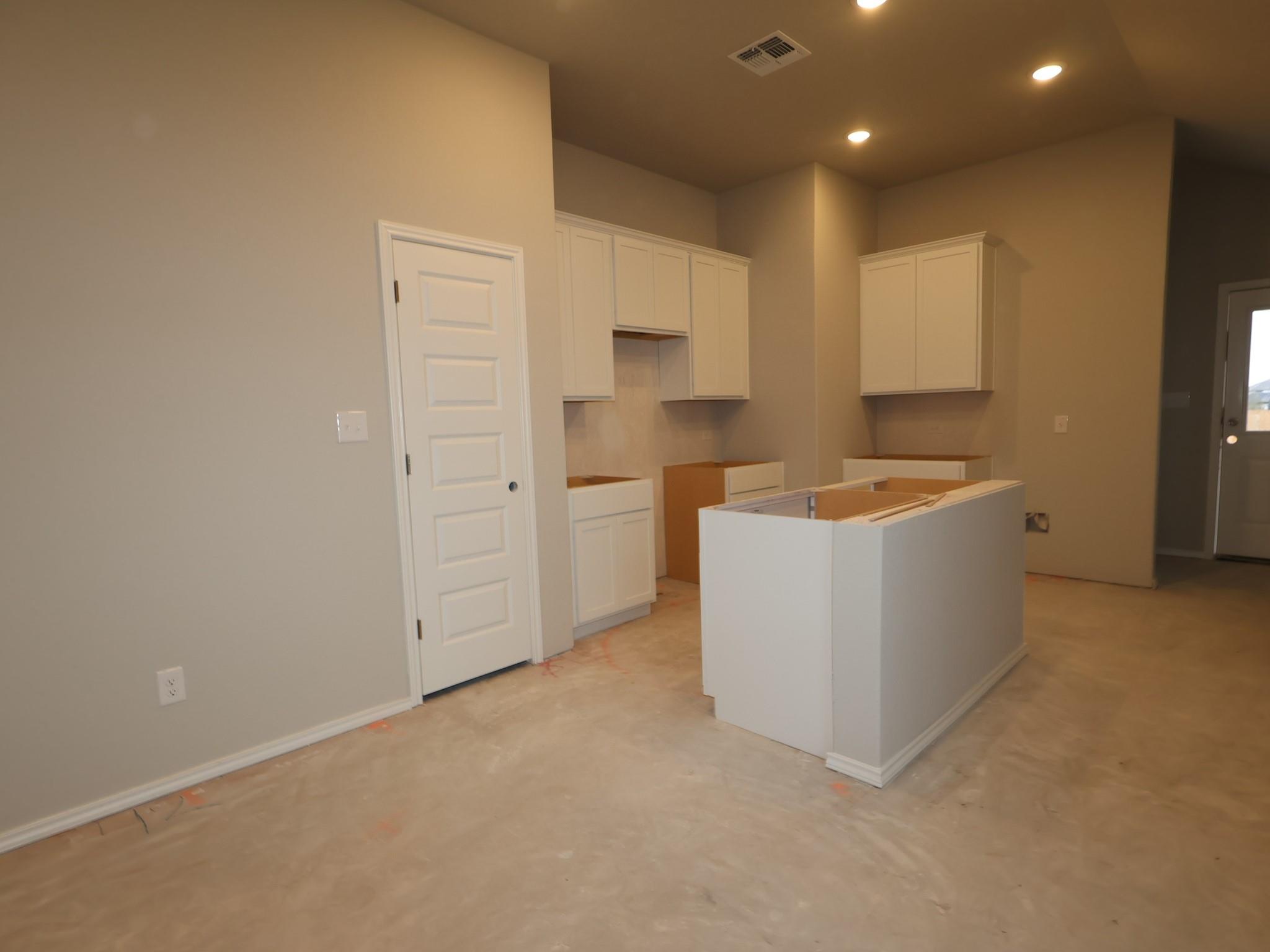 142 Big Banyan Dr, Dripping Springs, TX 78620