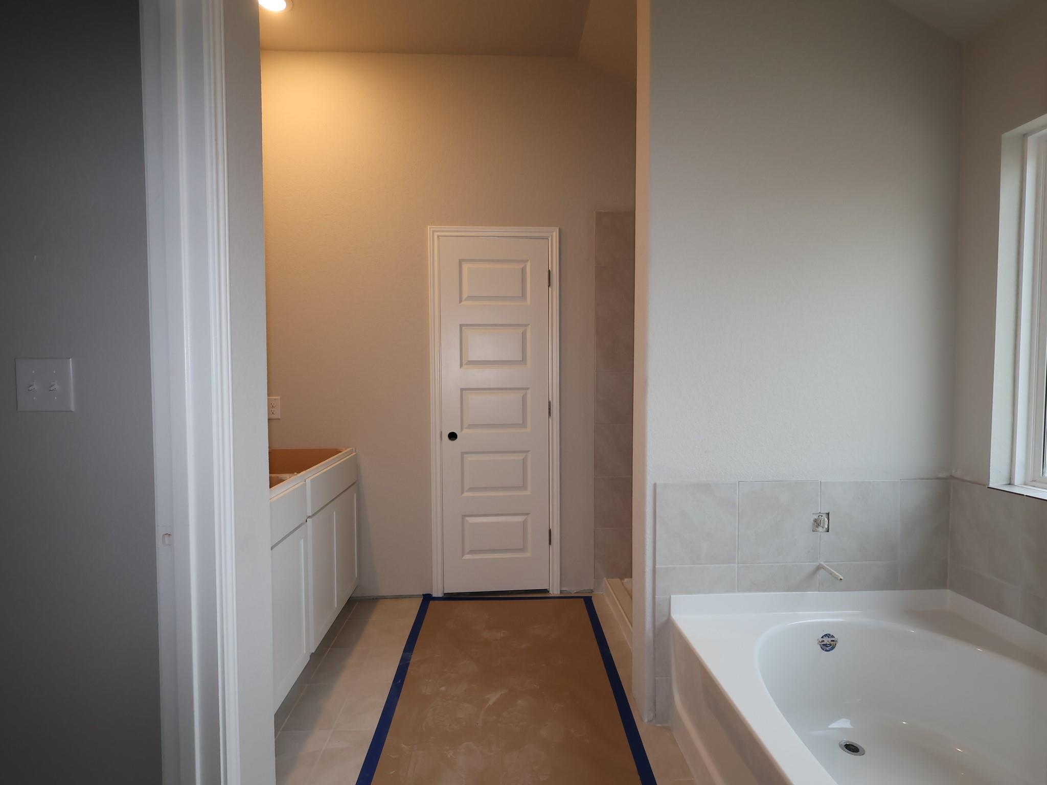 142 Big Banyan Dr, Dripping Springs, TX 78620