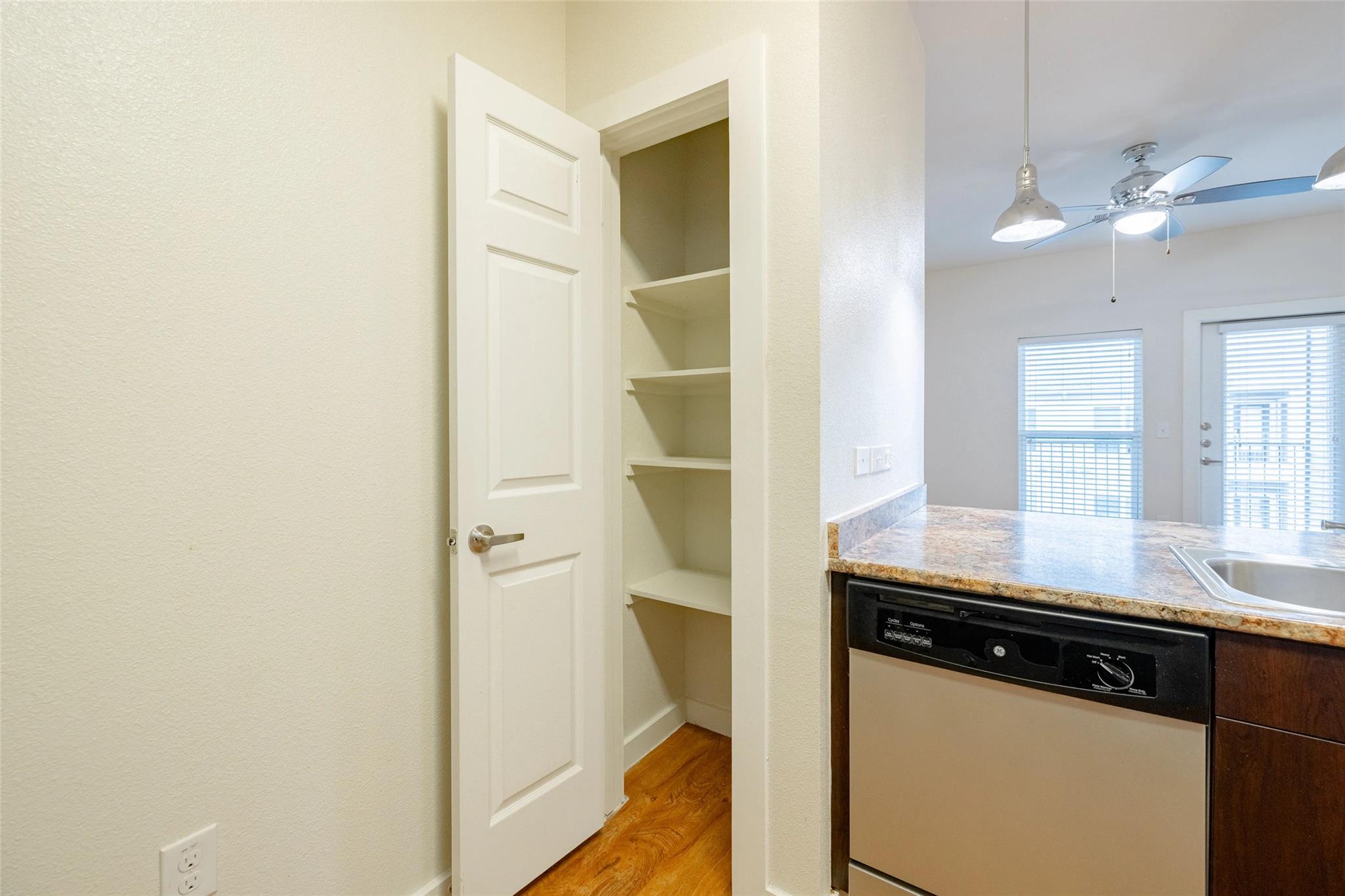 6725 Circle South Rd # B-1247, Austin, TX 78745