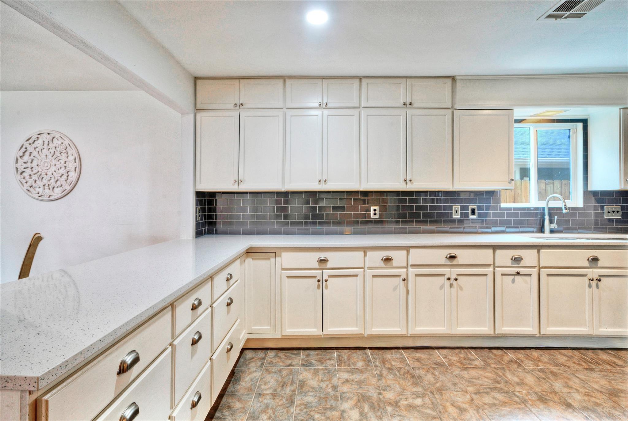 3411 Harpers Ferry Ln, Austin, TX 78745