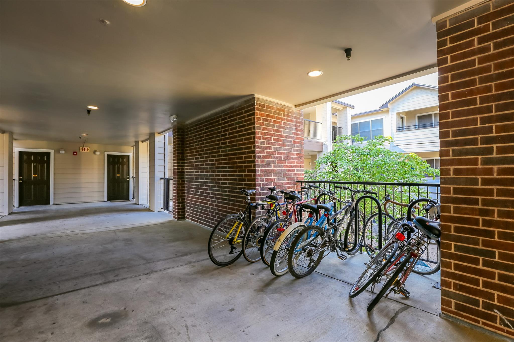 501 W 26th St # 312, Austin, TX 78705