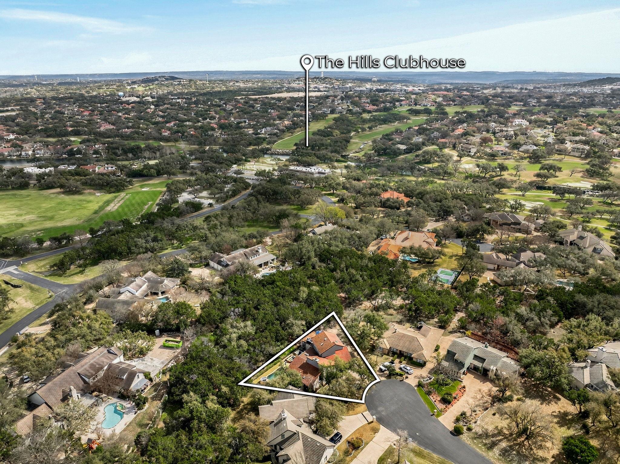 5 Leafdale Pt, The Hills, TX 78738