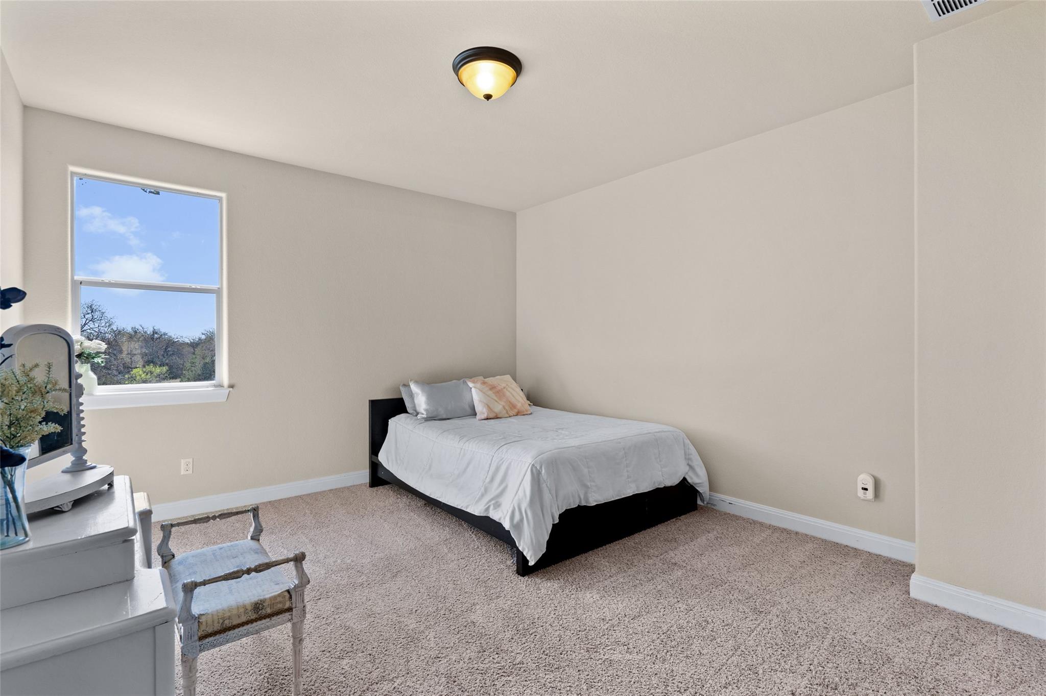 2937 Desert Candle Dr, Round Rock, TX 78681