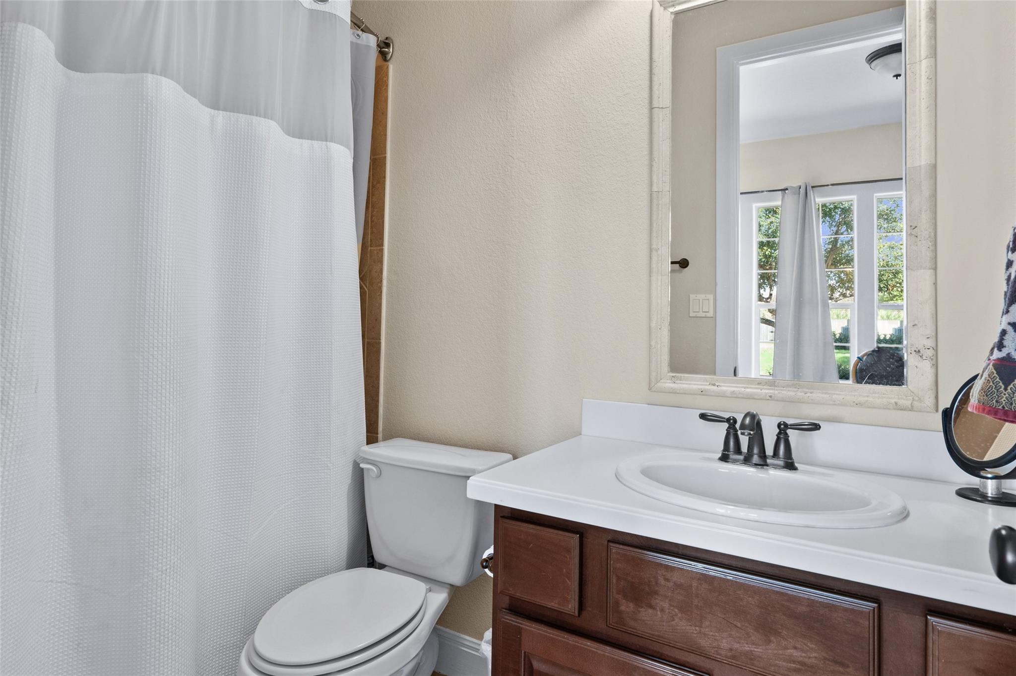 2937 Desert Candle Dr, Round Rock, TX 78681