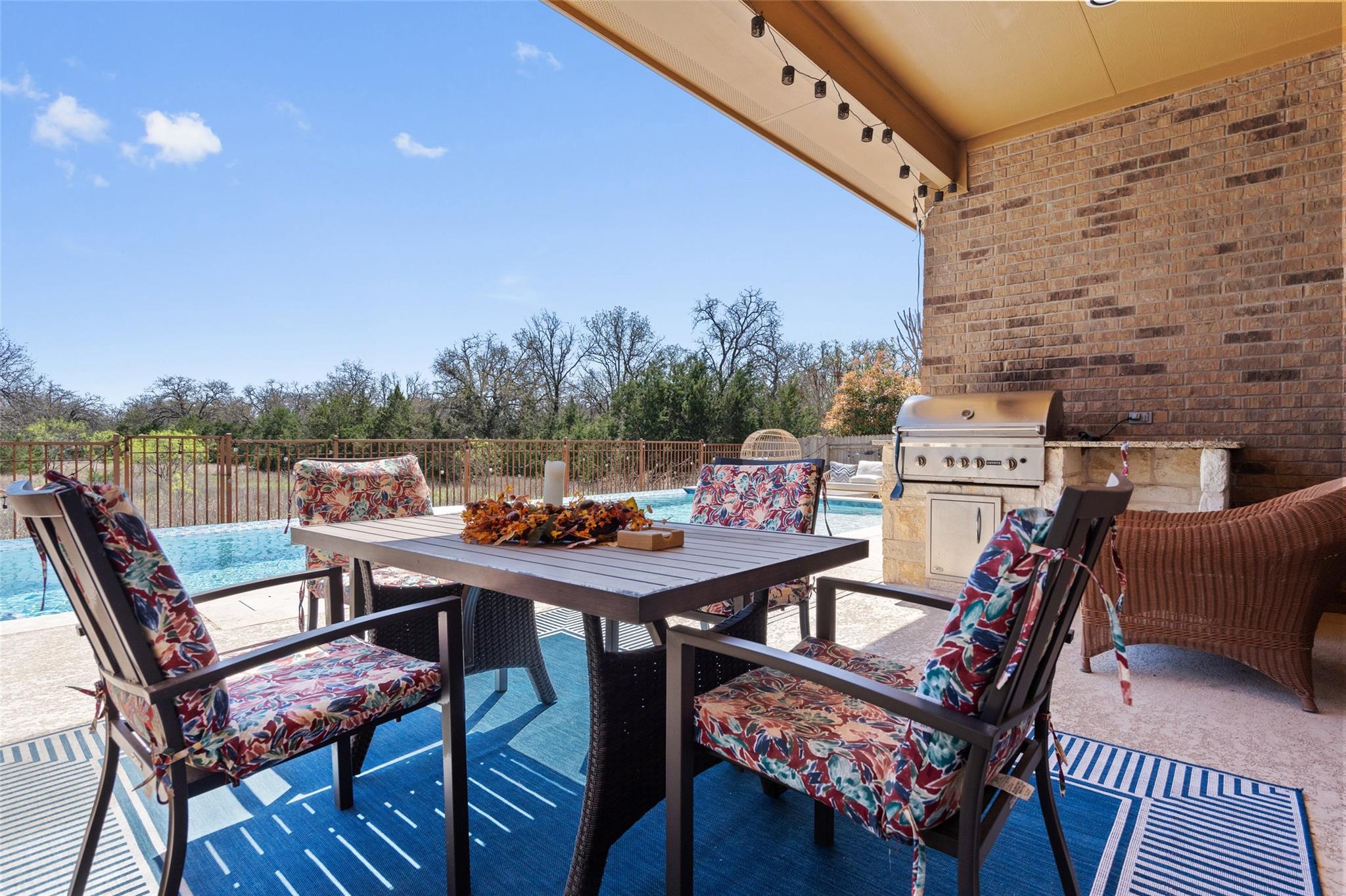 2937 Desert Candle Dr, Round Rock, TX 78681