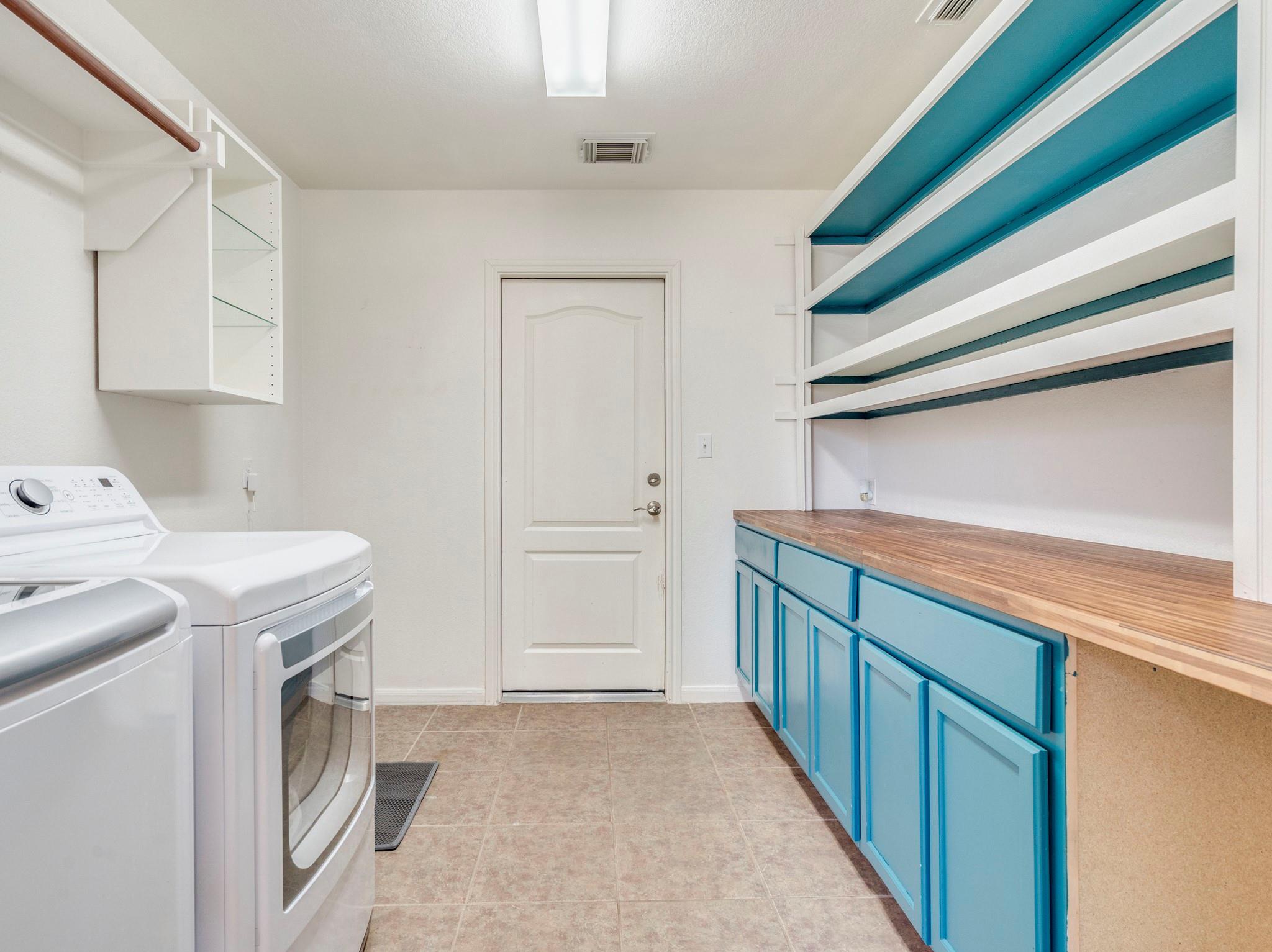 201 Abbott Dr, Austin, TX 78737