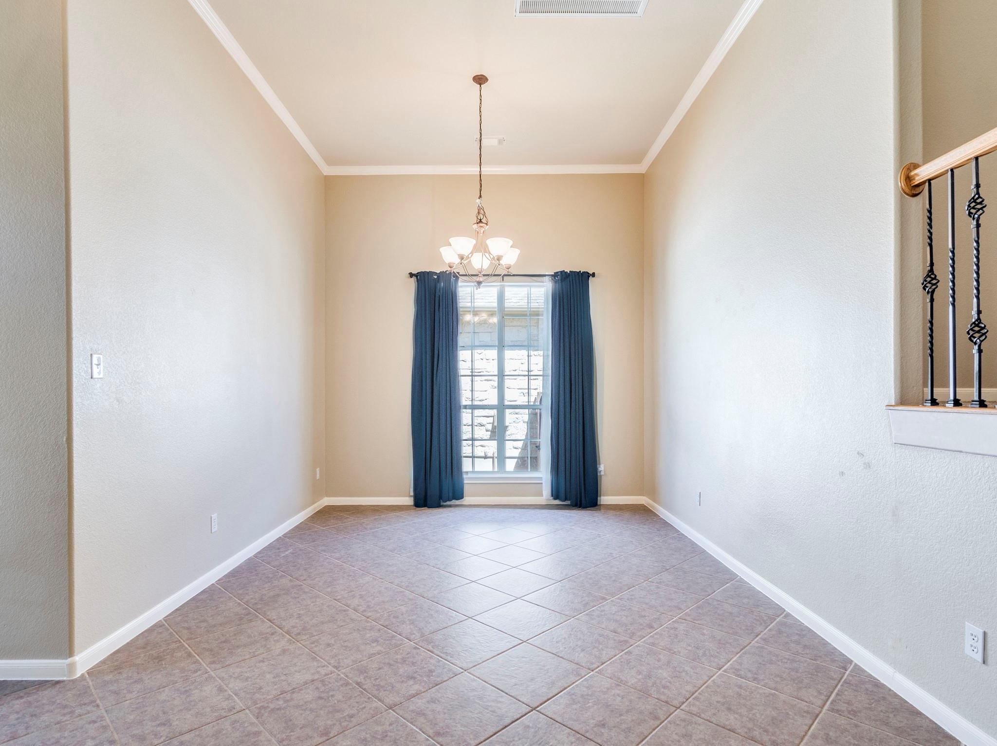 201 Abbott Dr, Austin, TX 78737