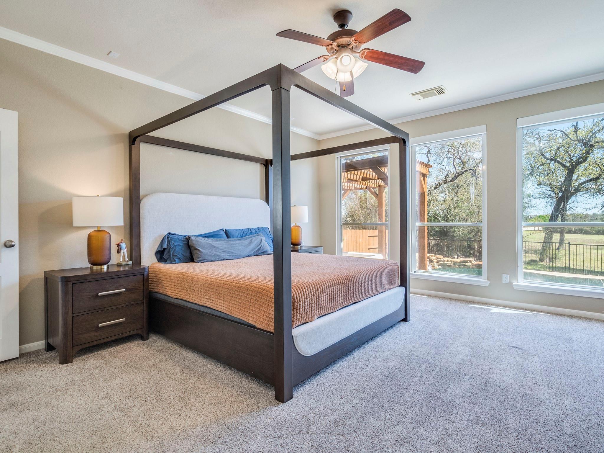 201 Abbott Dr, Austin, TX 78737