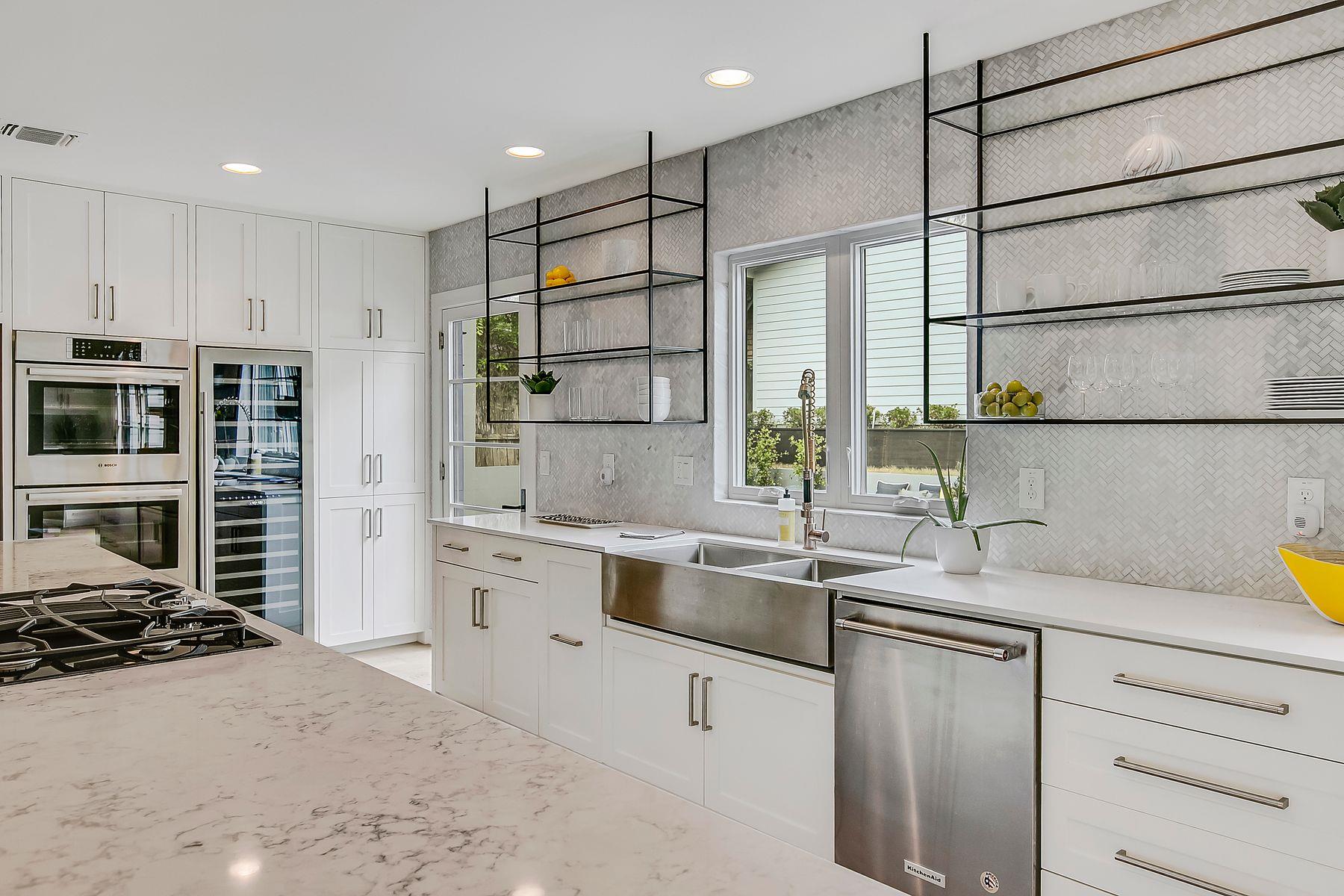 1004 Maufrais St, Austin, TX 78703