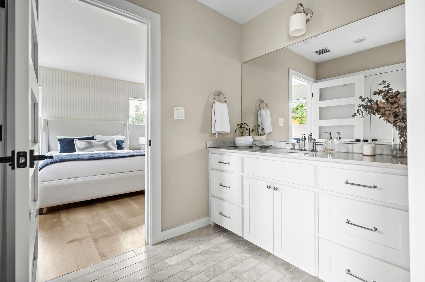 1004 Maufrais St, Austin, TX 78703