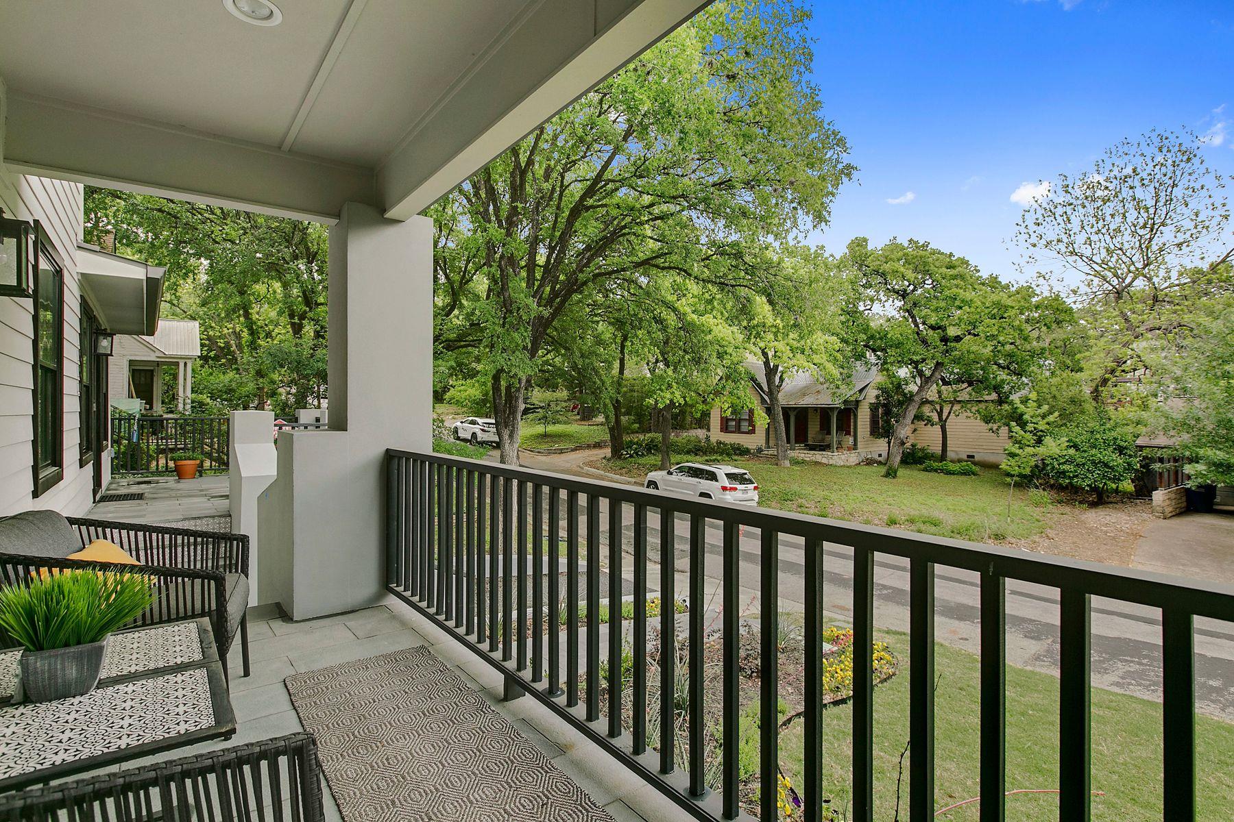 1004 Maufrais St, Austin, TX 78703