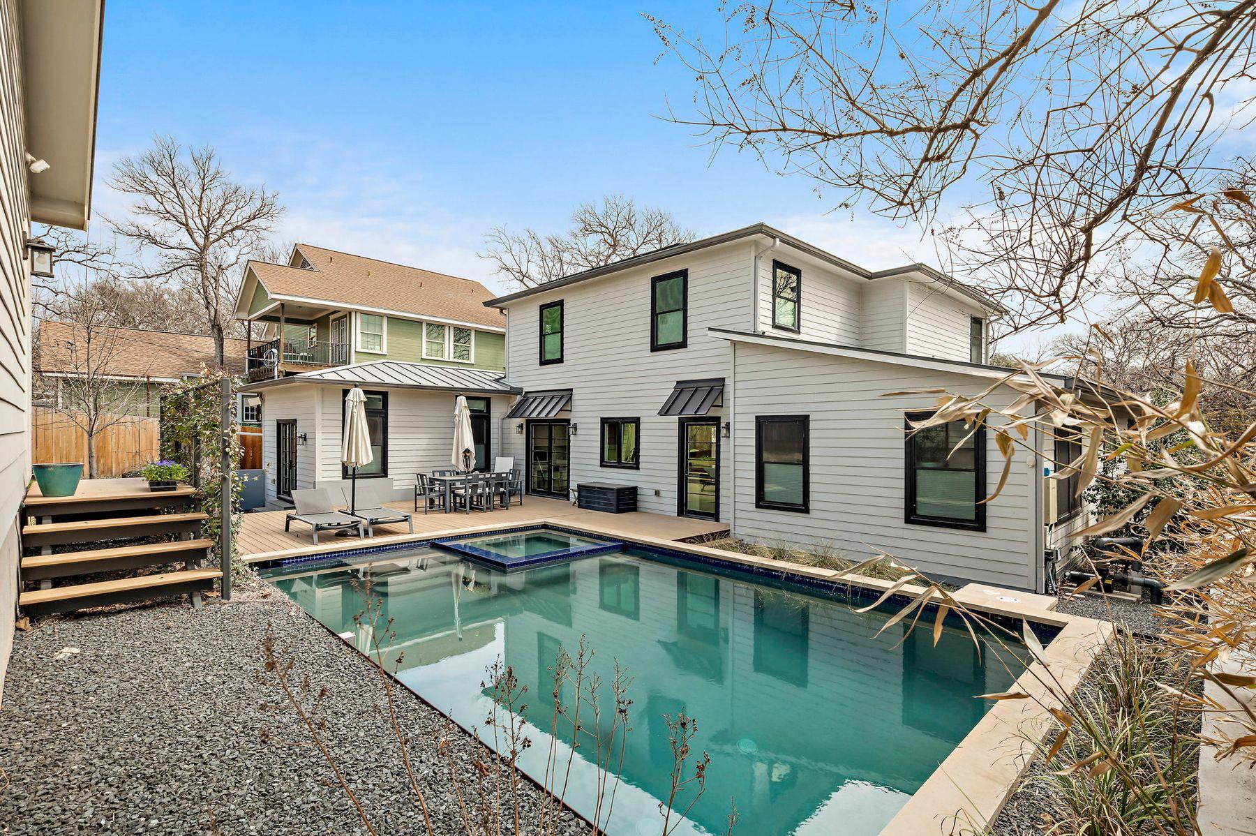 1004 Maufrais St, Austin, TX 78703