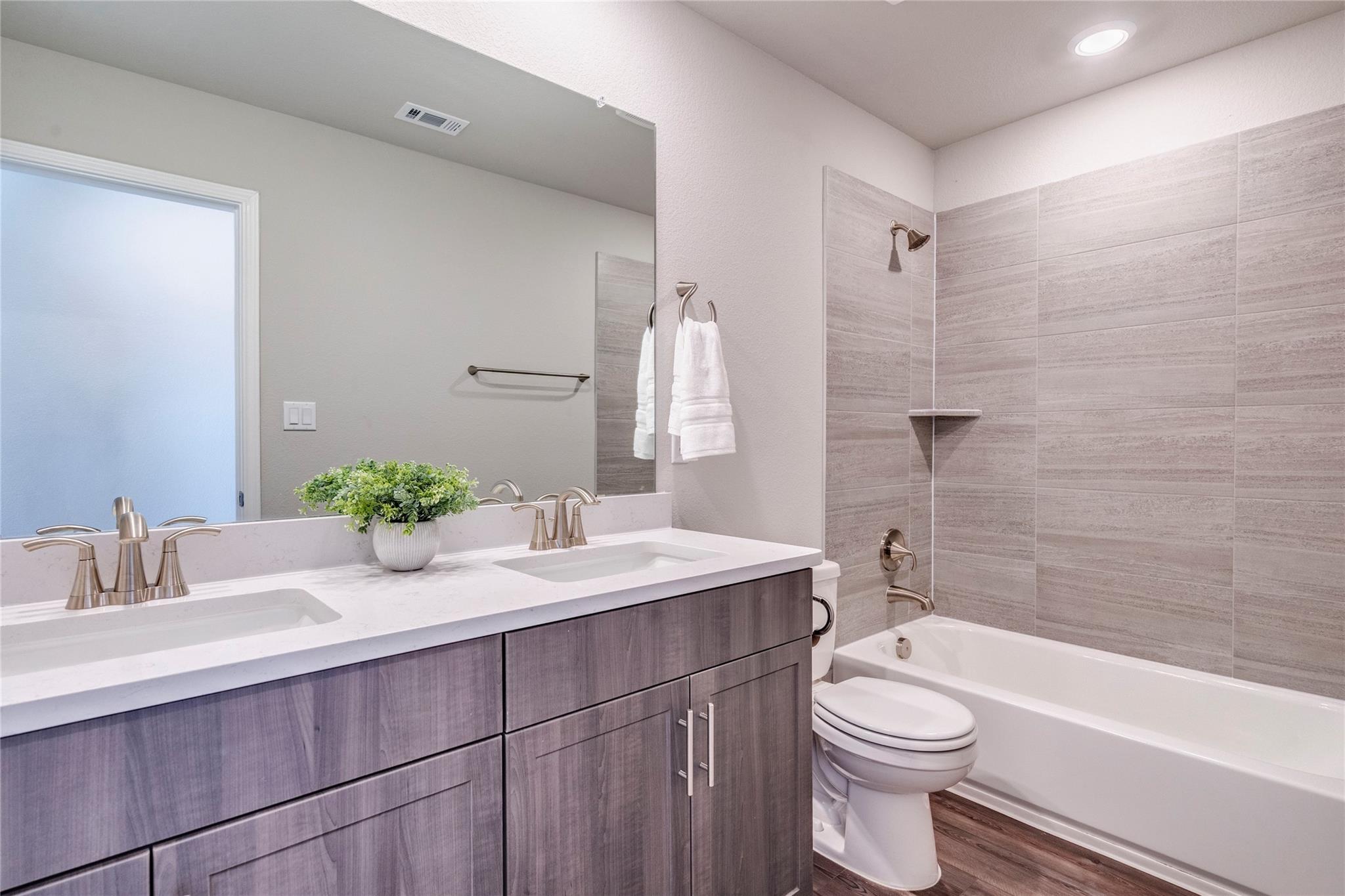 450 Sue Peaks Loop, Dripping Springs, TX 78620