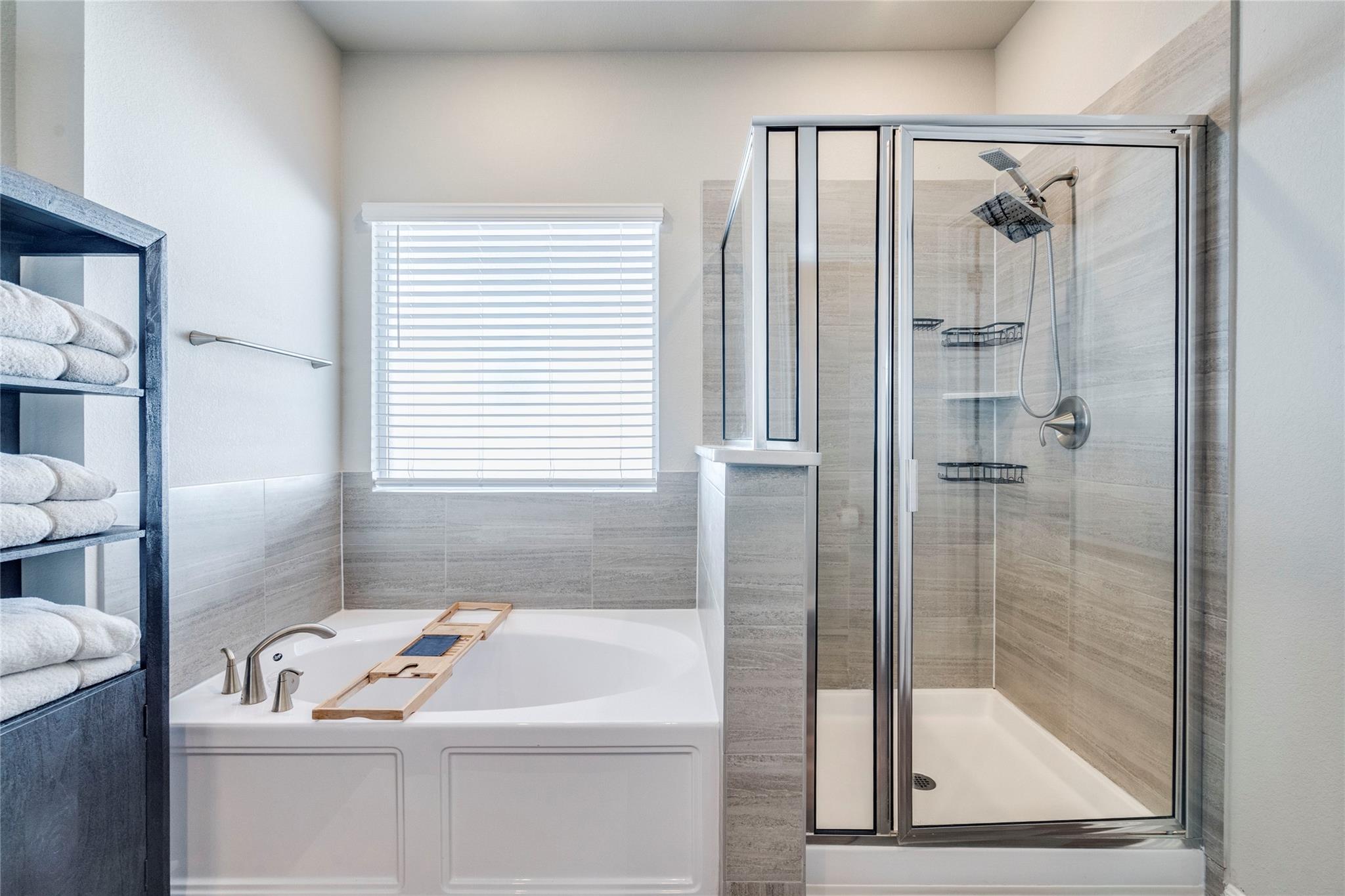 450 Sue Peaks Loop, Dripping Springs, TX 78620