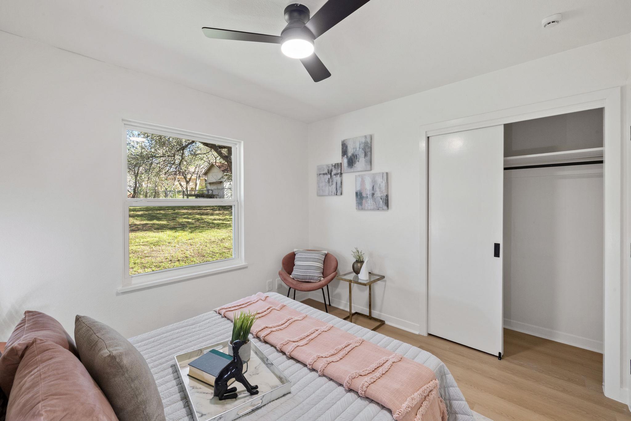 12007 N Oaks Dr, Austin, TX 78753