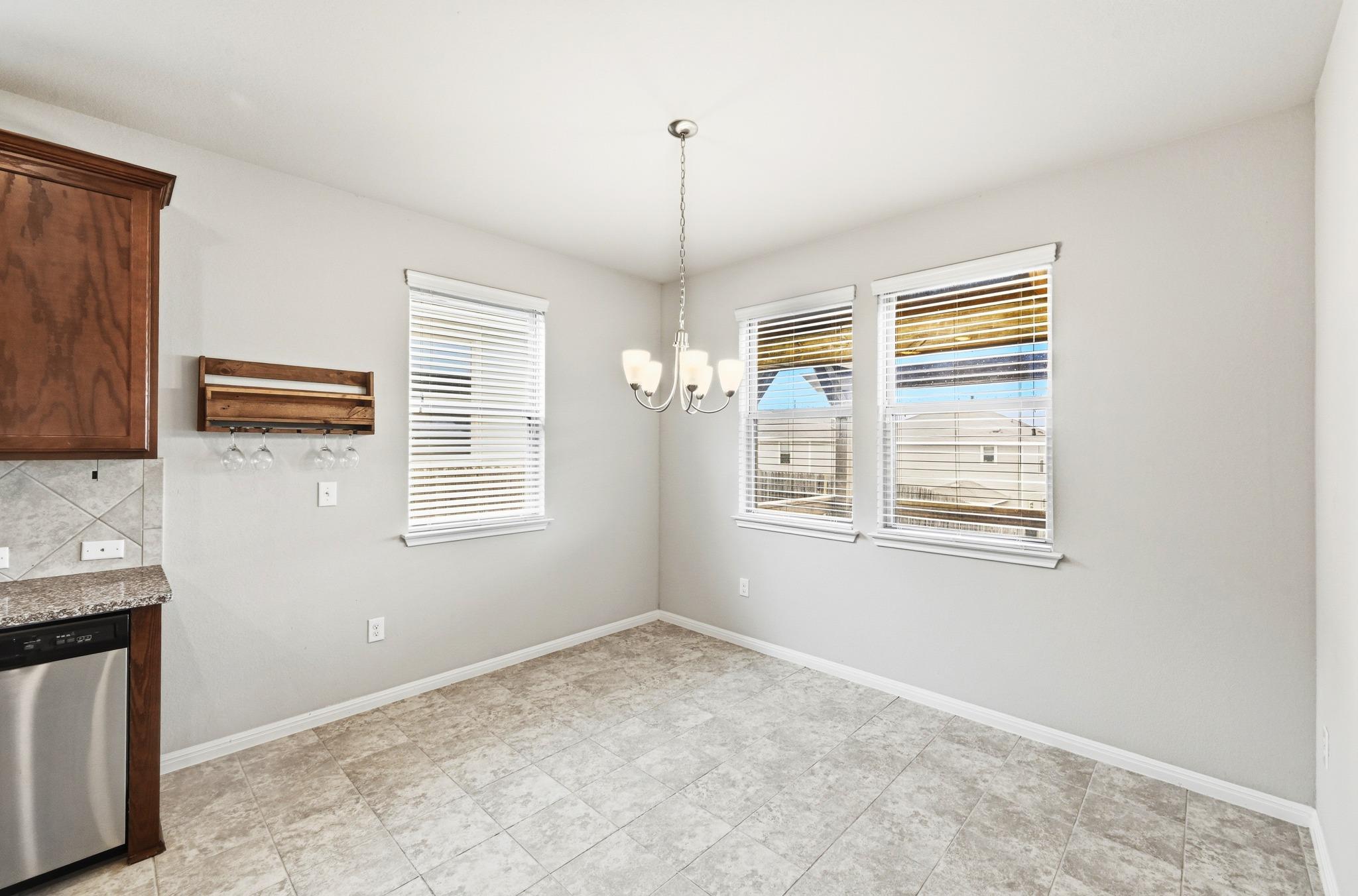 171 Vestral Rd, Buda, TX 78610