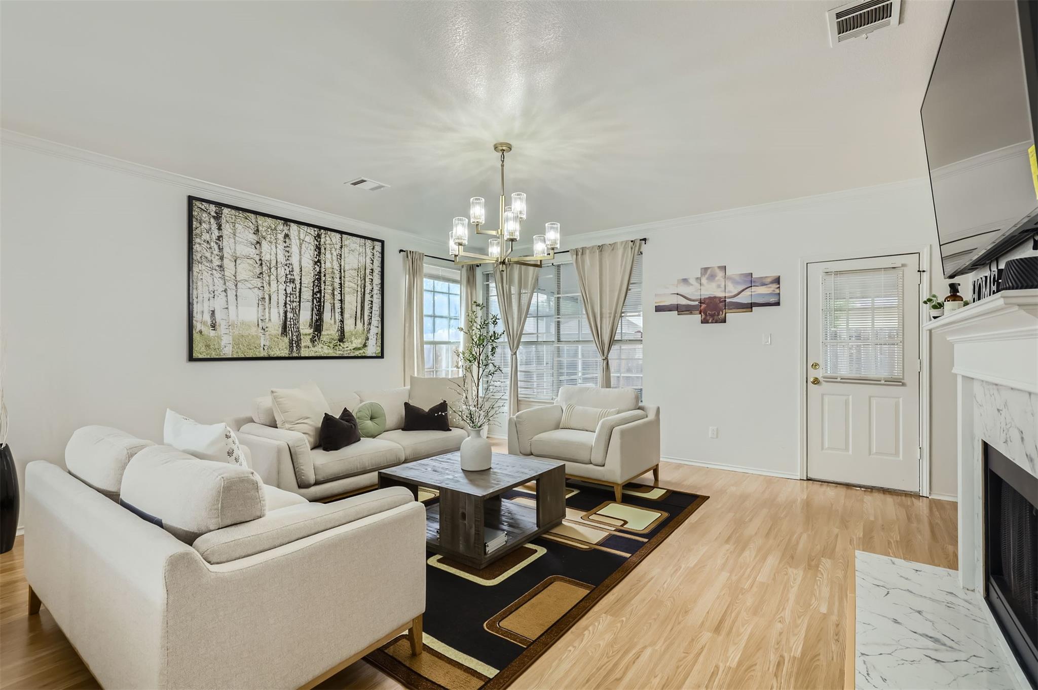 1016 Thackeray Ln, Pflugerville, TX 78660