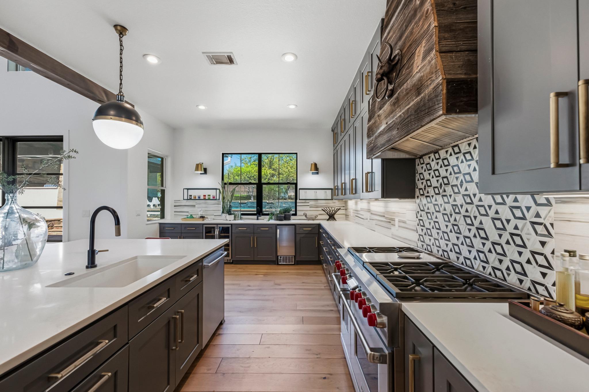 743 Drifting Wind Run, Dripping Springs, TX 78620