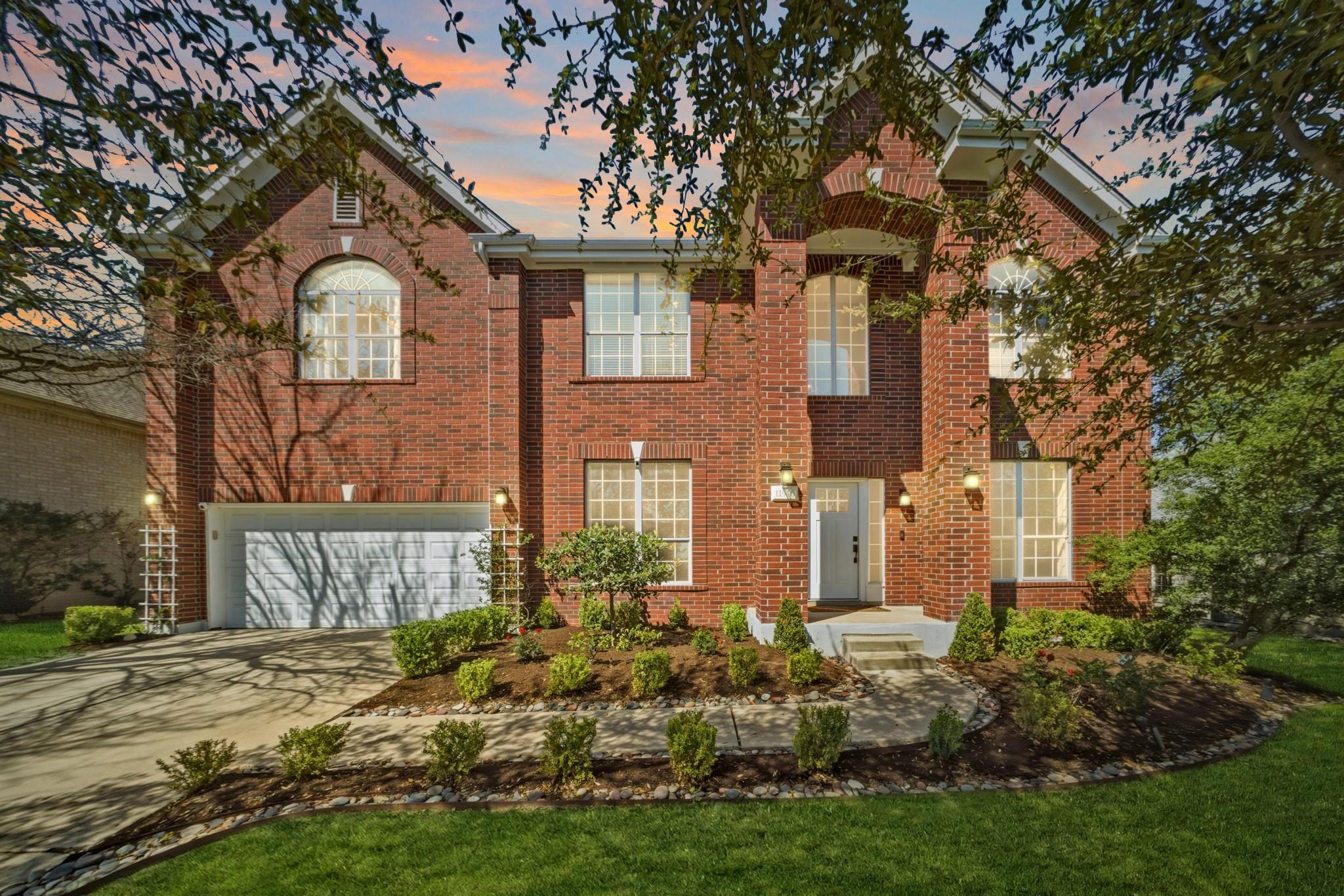 11916 LOOMIS Dr, Austin, TX 78738