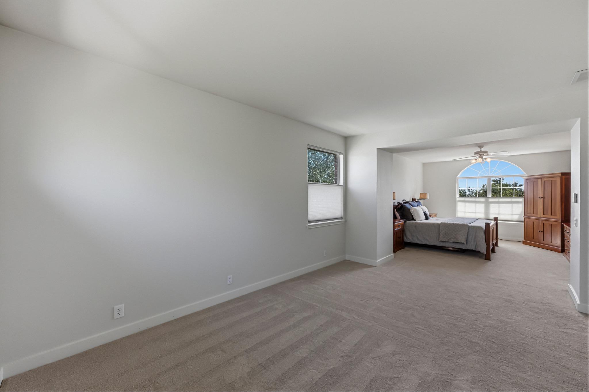 11916 LOOMIS Dr, Austin, TX 78738